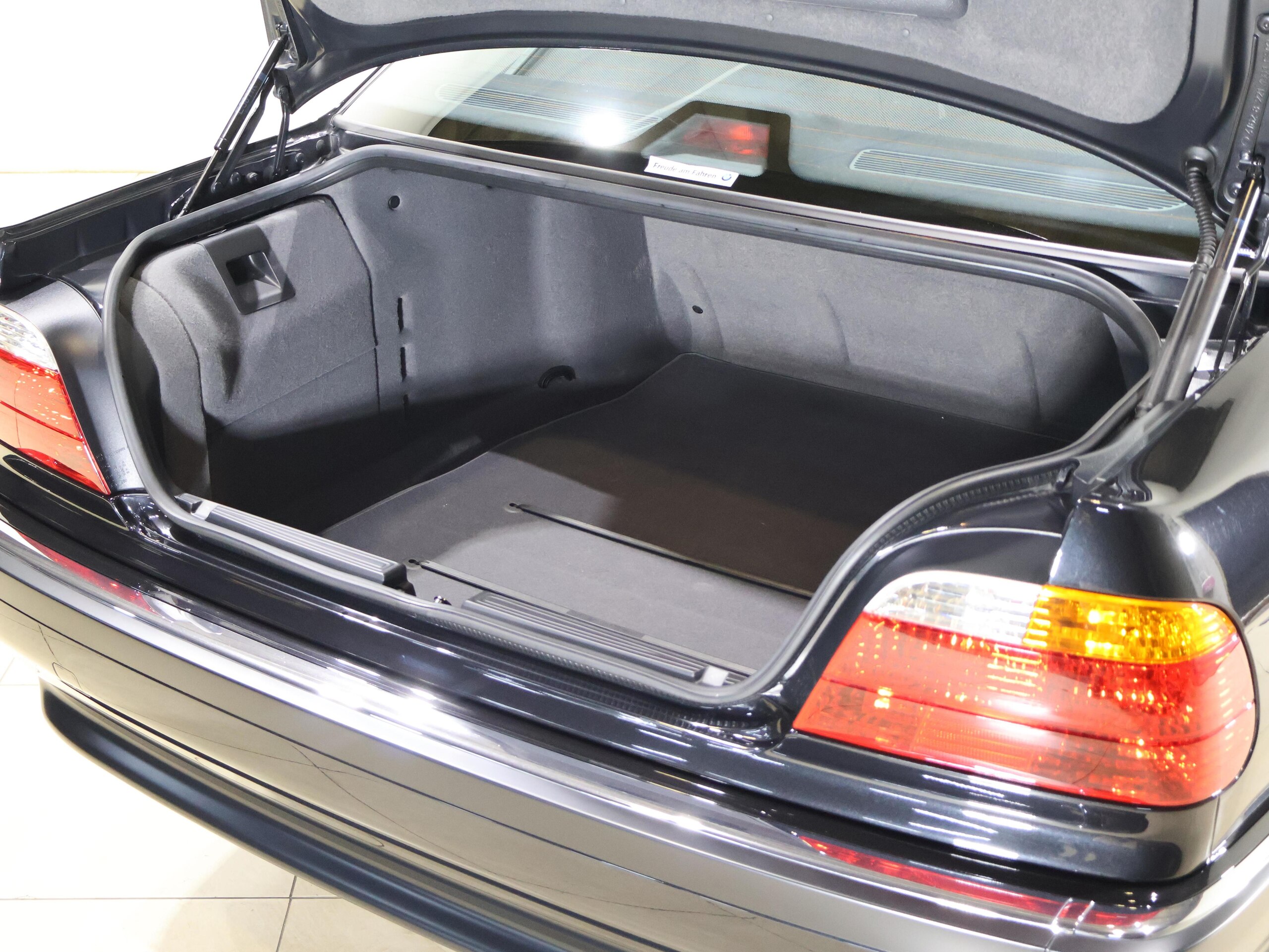 1999 BMW 735i — Photo 21 / 21