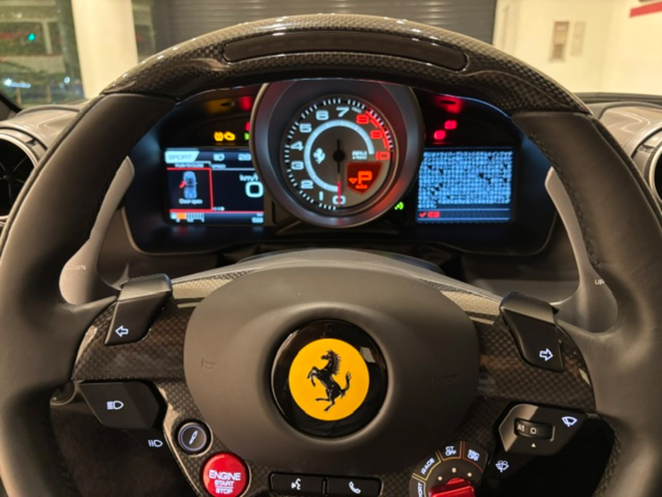 2022 Ferrari F8 Spider — Photo 16 / 26