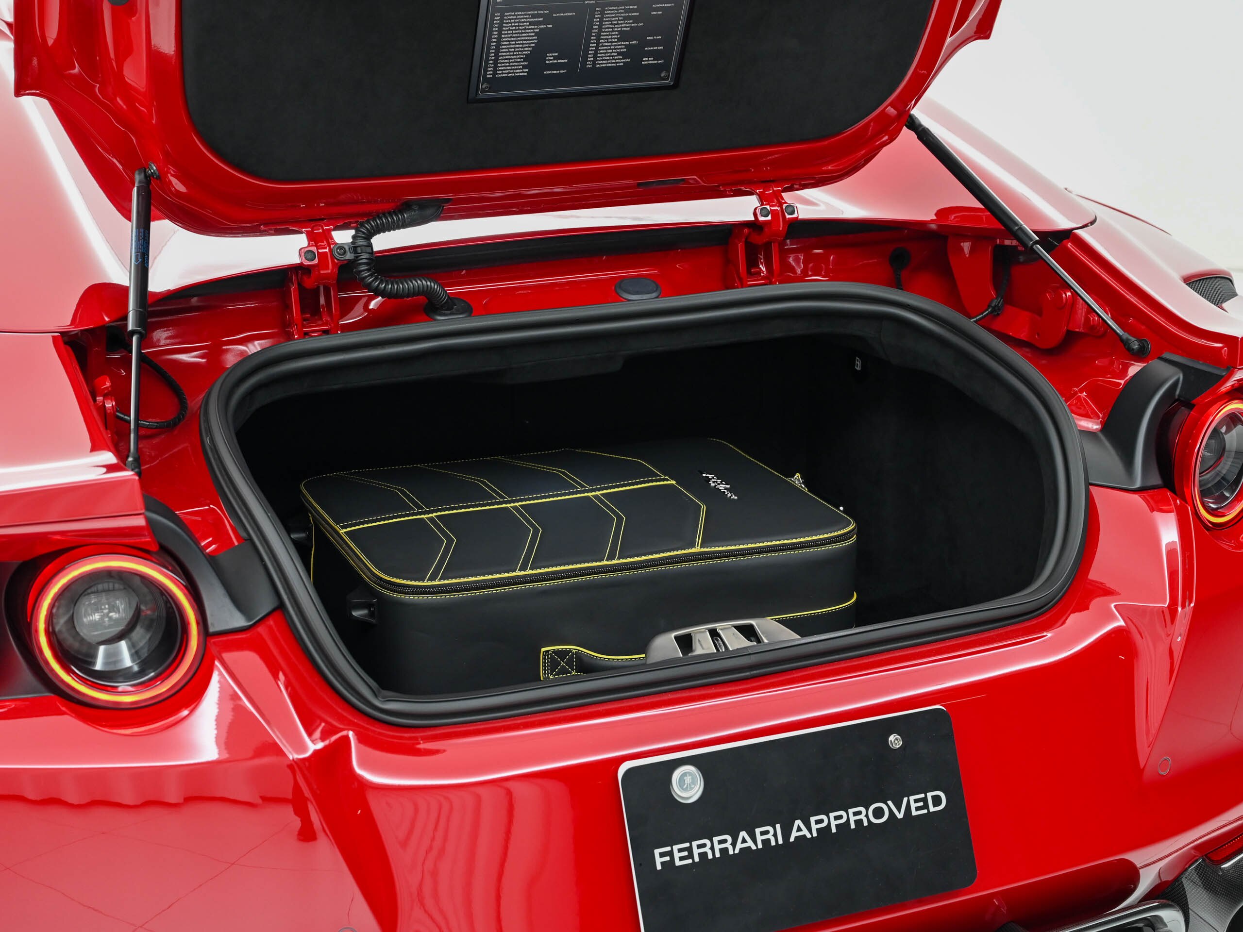 2020 Ferrari 812GTS — Photo 15 / 15