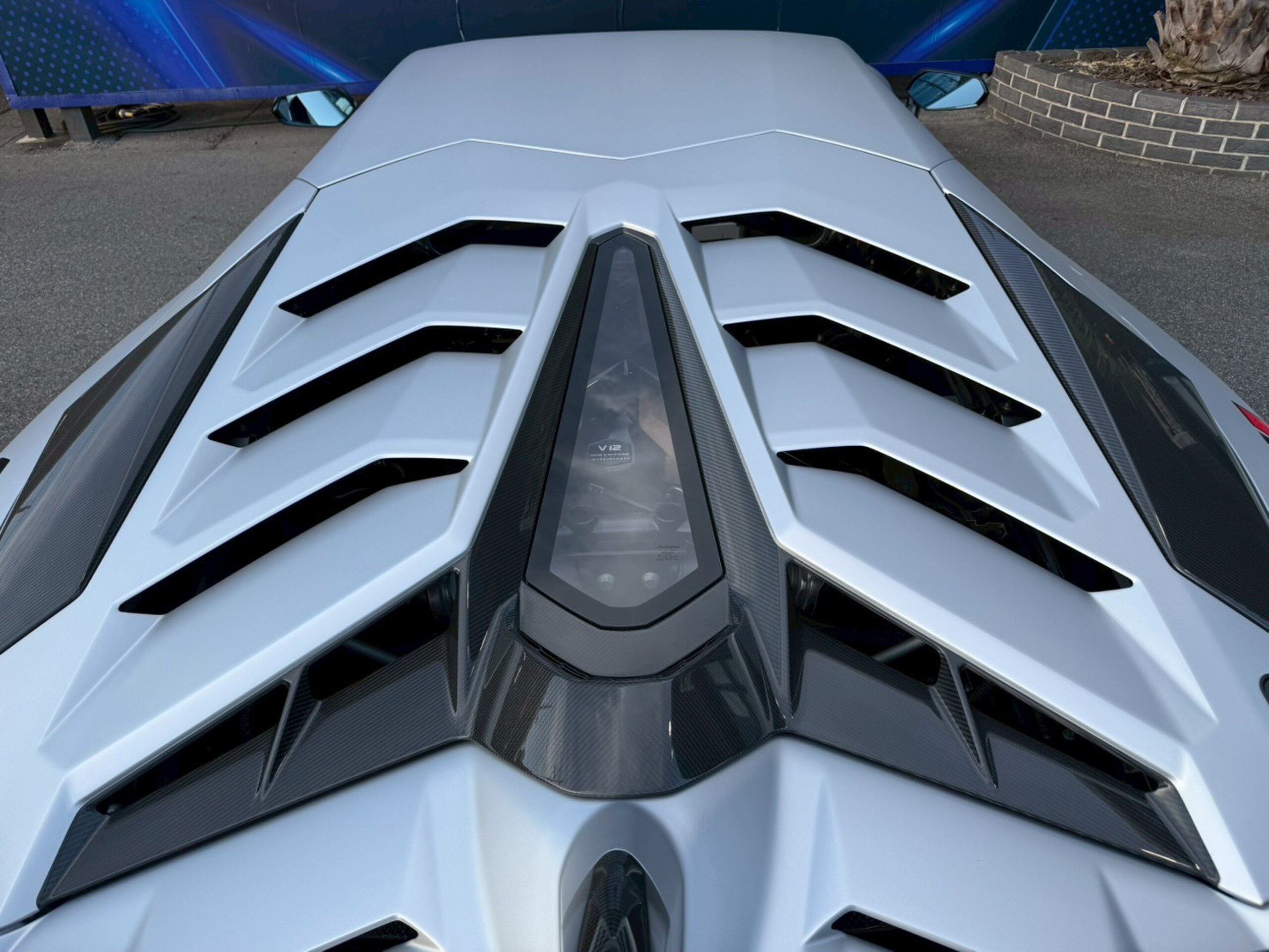 2019 Lamborghini Aventador SVJ — Photo 39 / 41