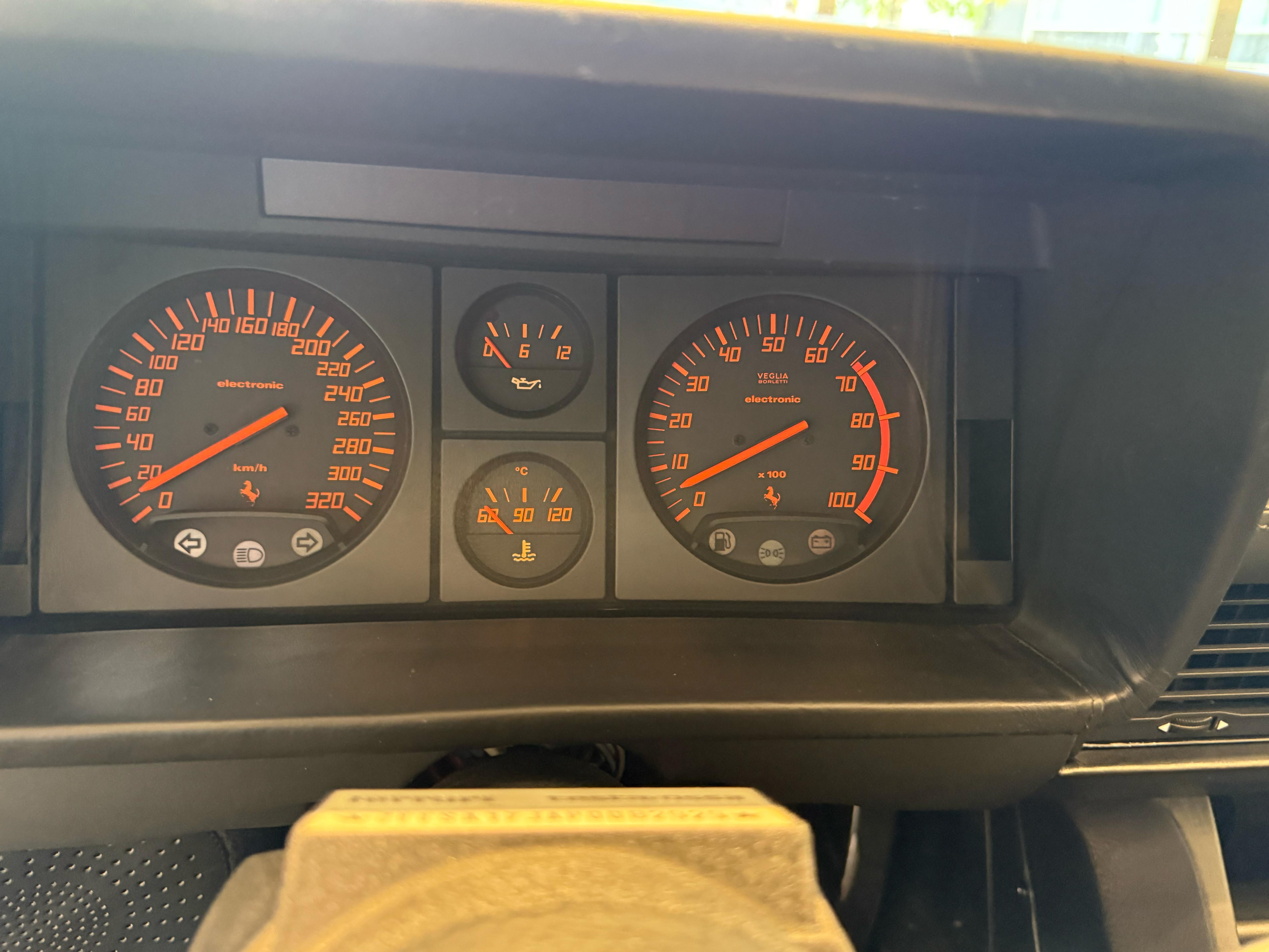 1989 Ferrari Testarossa — Photo 12 / 24