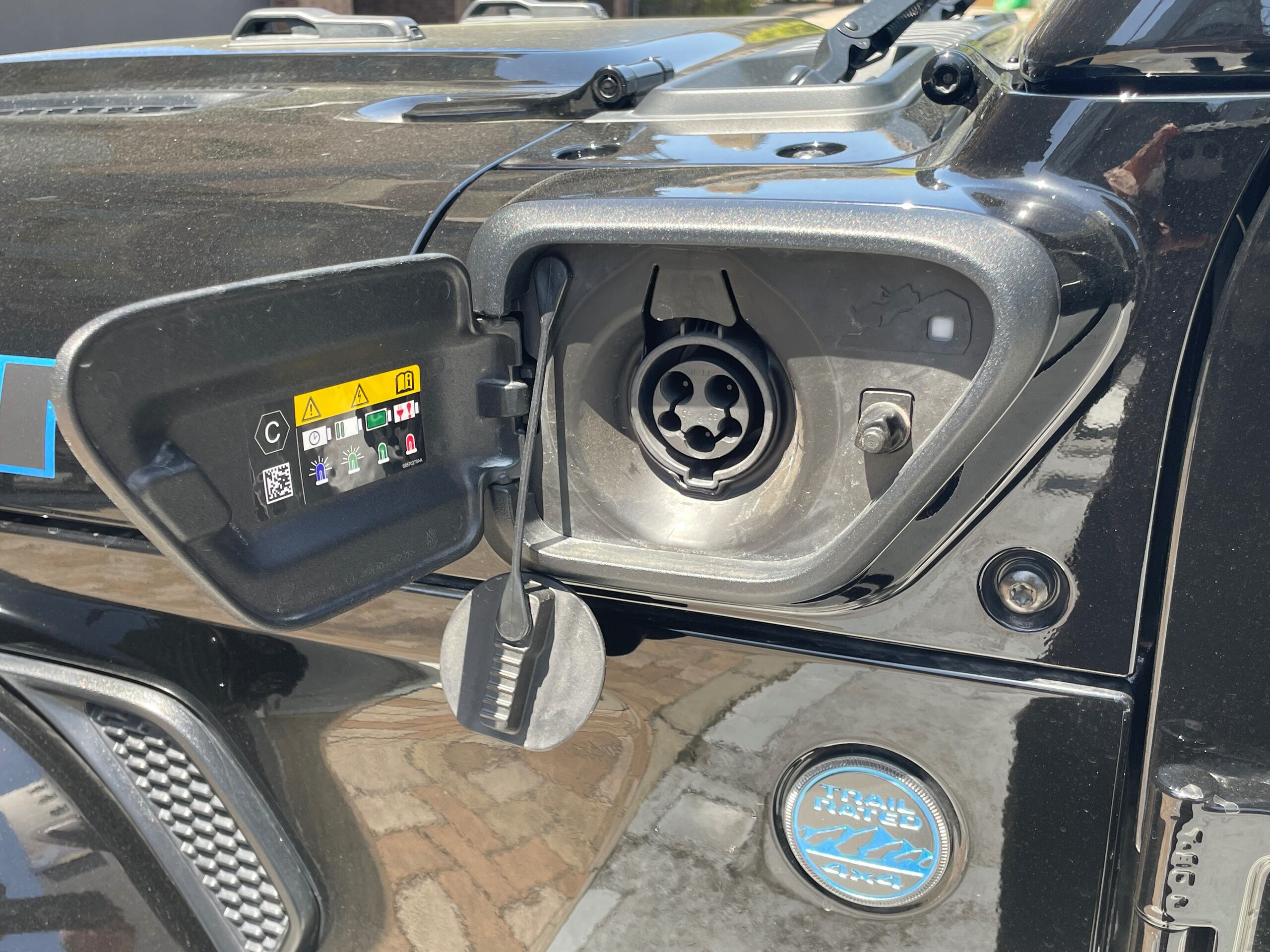 2023 Other Jeep Wrangler Unlimited Rubicon 4xe — Photo 11 / 40