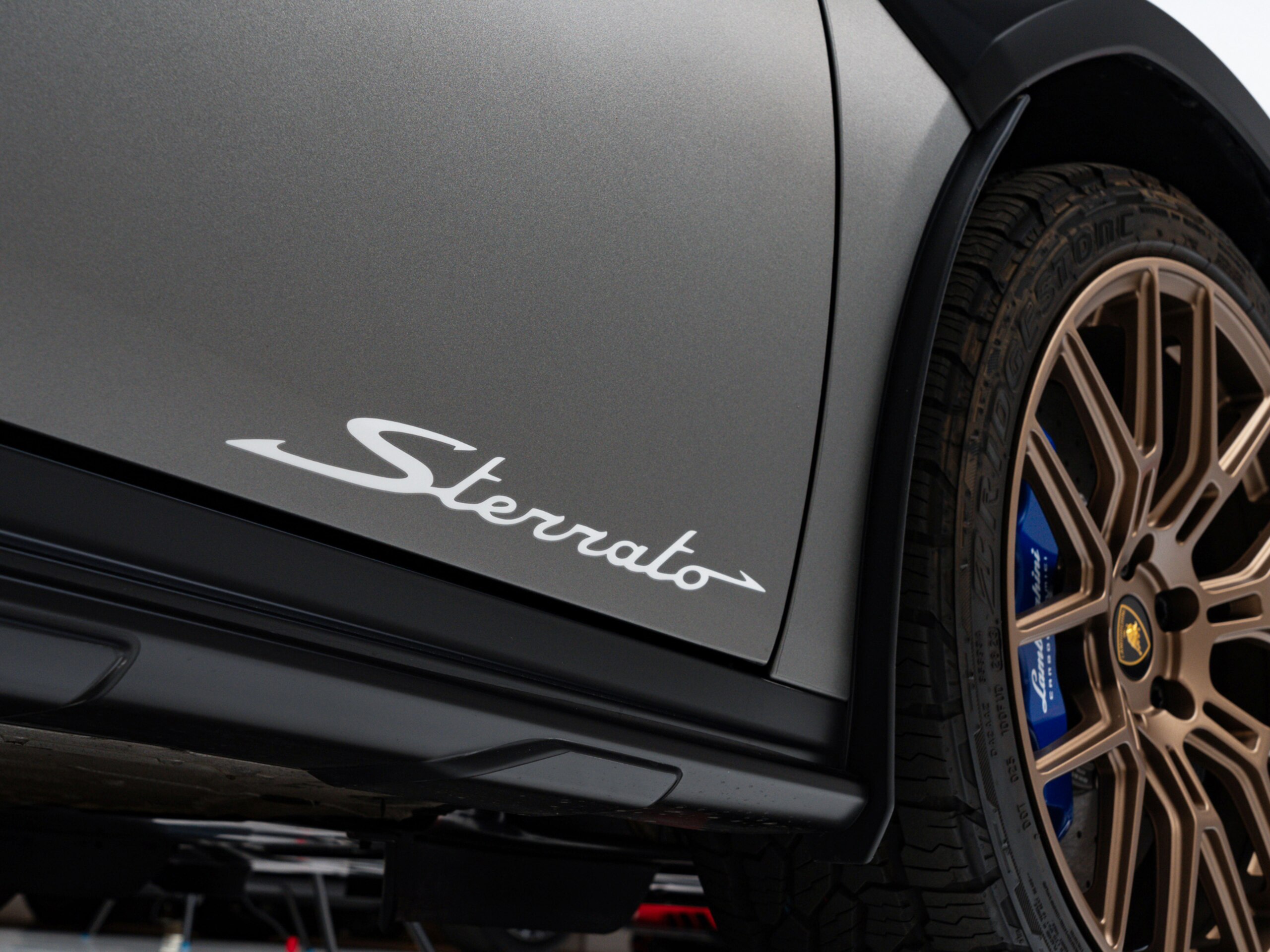 2024 Lamborghini Huracán Sterrato — Photo 45 / 50