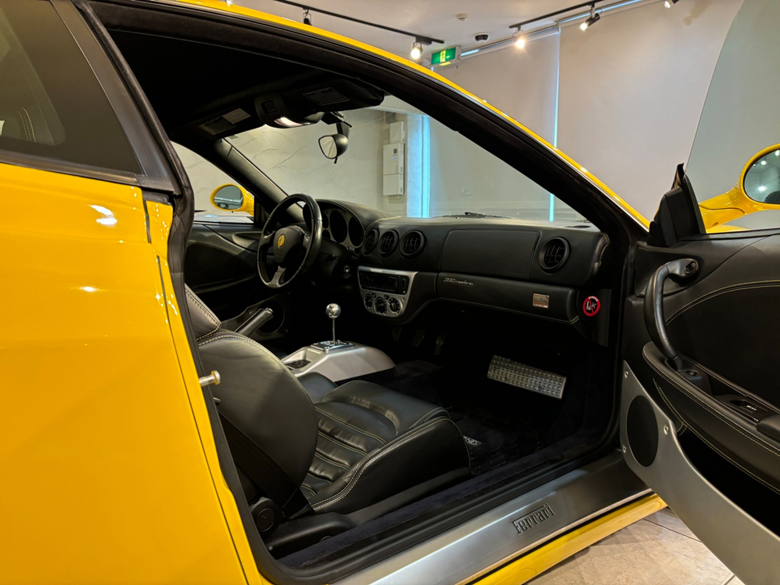 2001 Ferrari 360 Modena — Photo 15 / 21