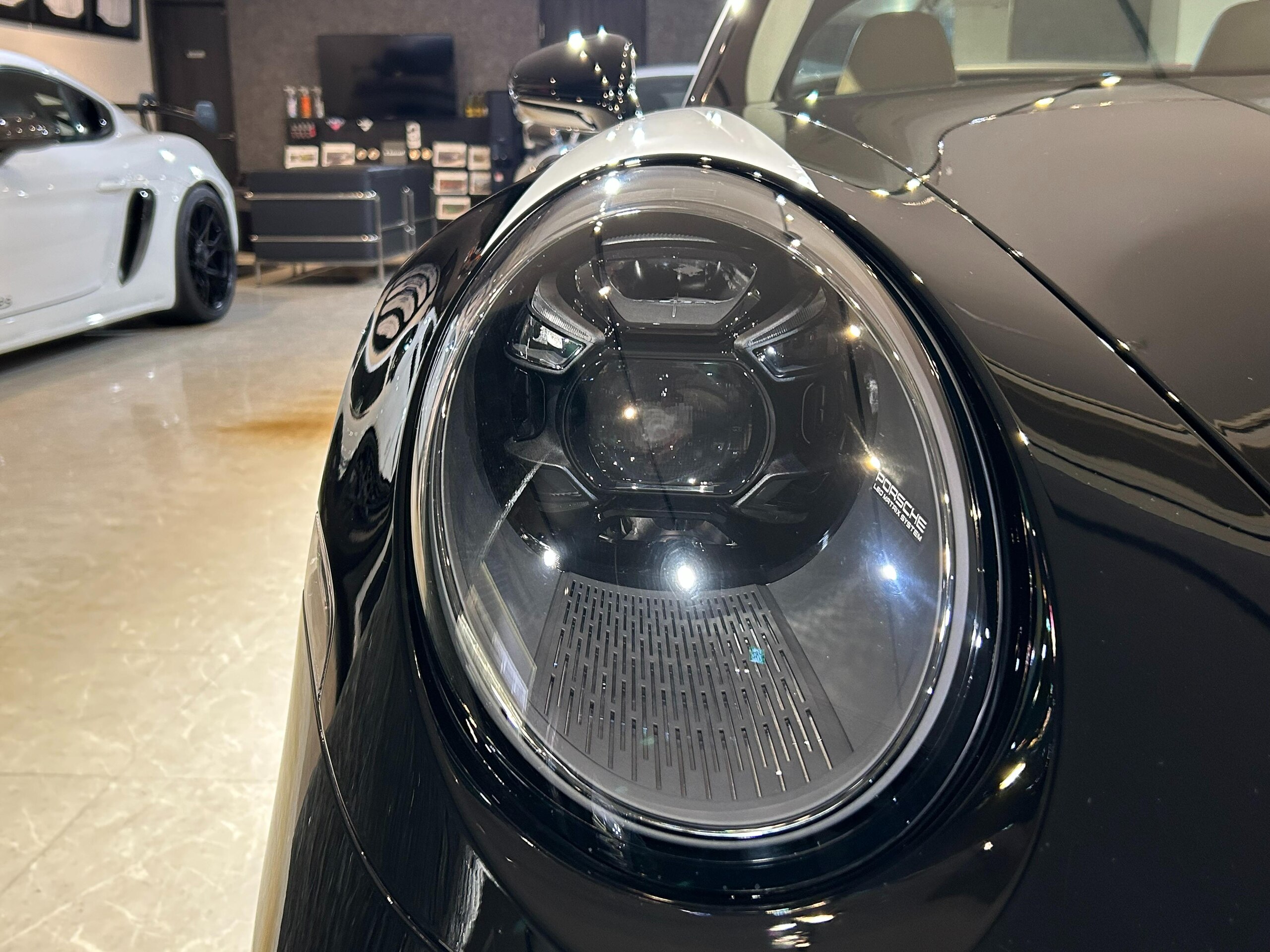 2020 Porsche 911 Targa 4S — Photo 36 / 78