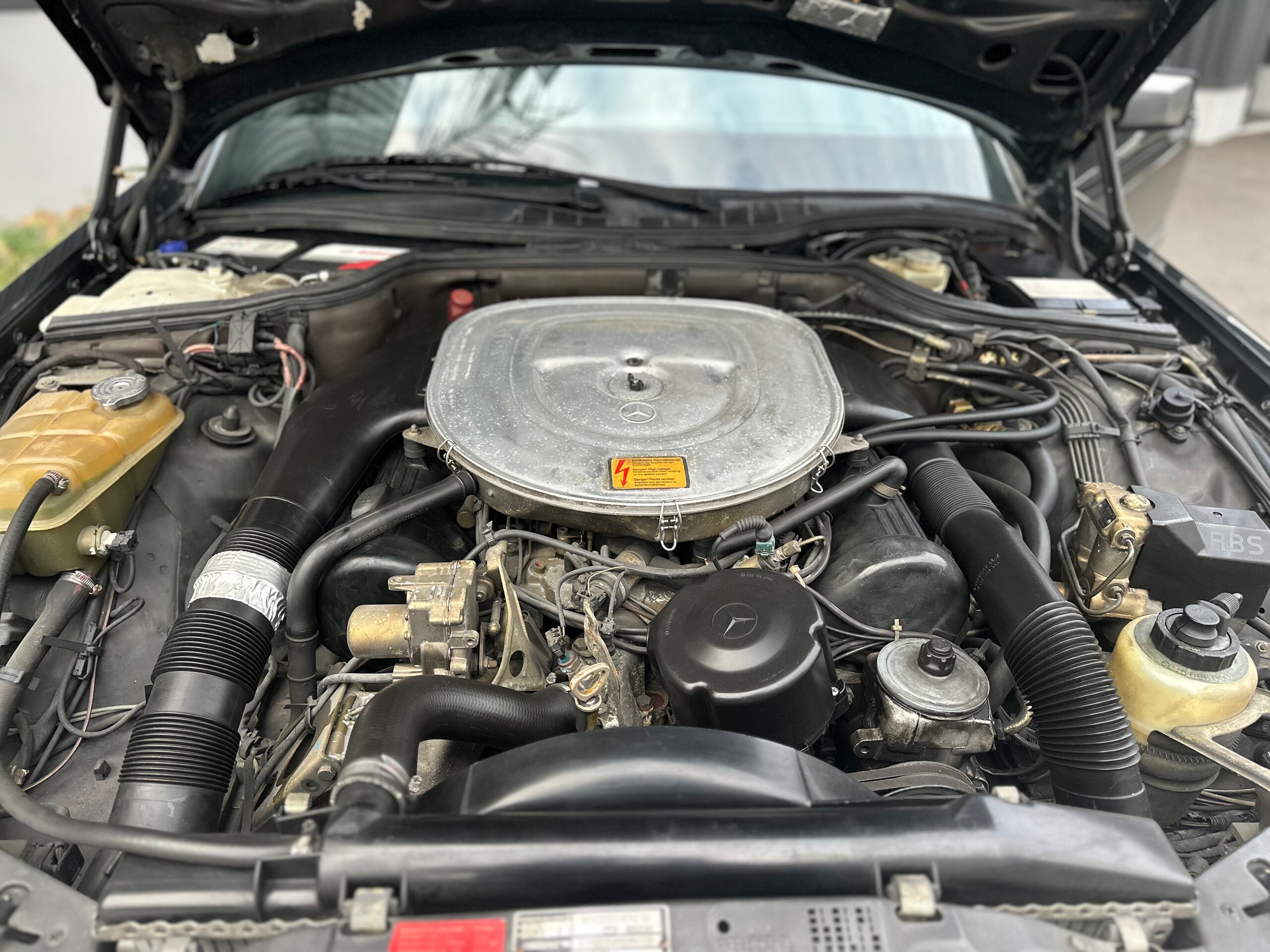 1991 Mercedes Benz 560SEC — Photo 16 / 17