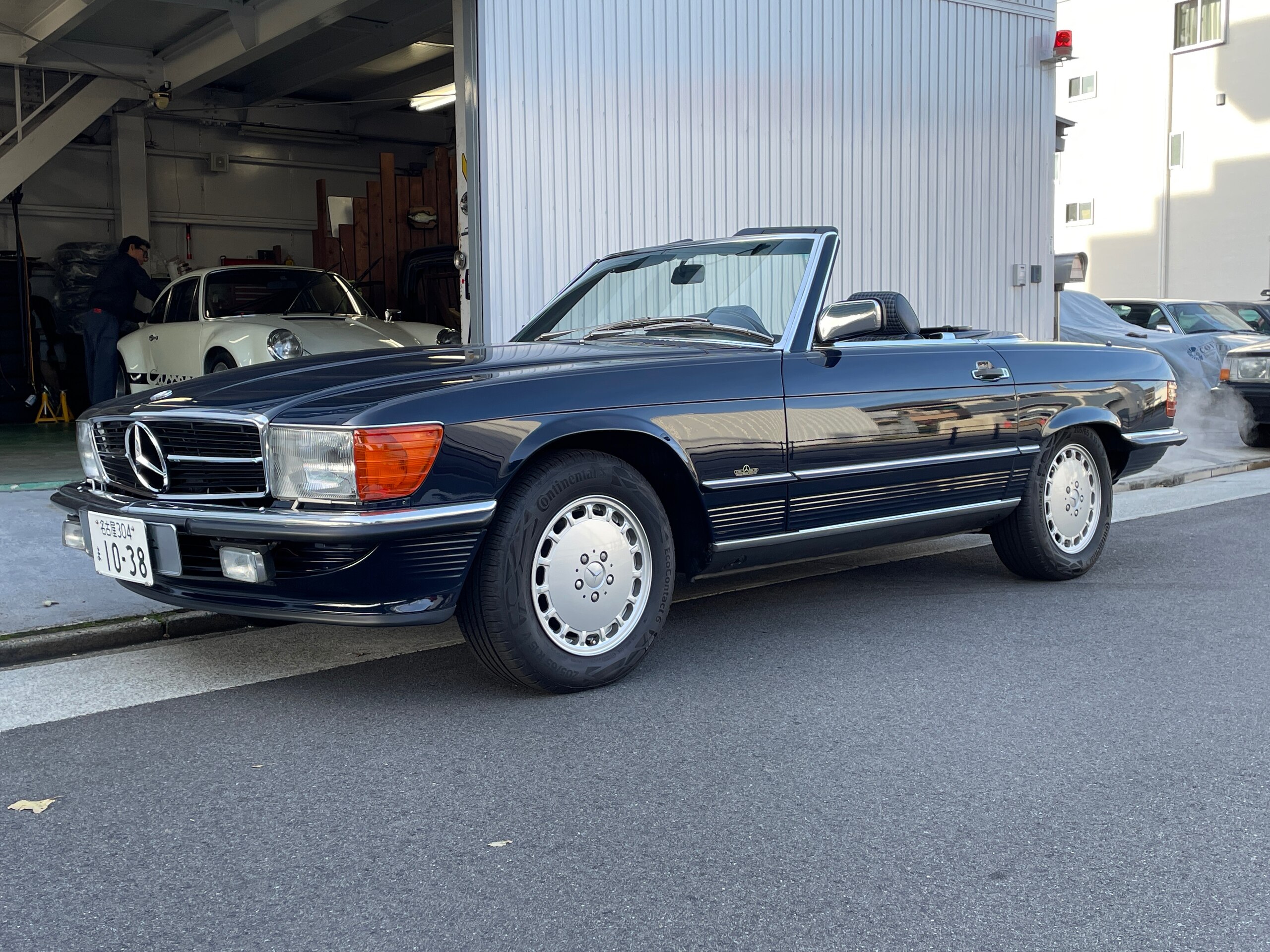 1989 Mercedes Benz 560SL — Photo 6 / 9
