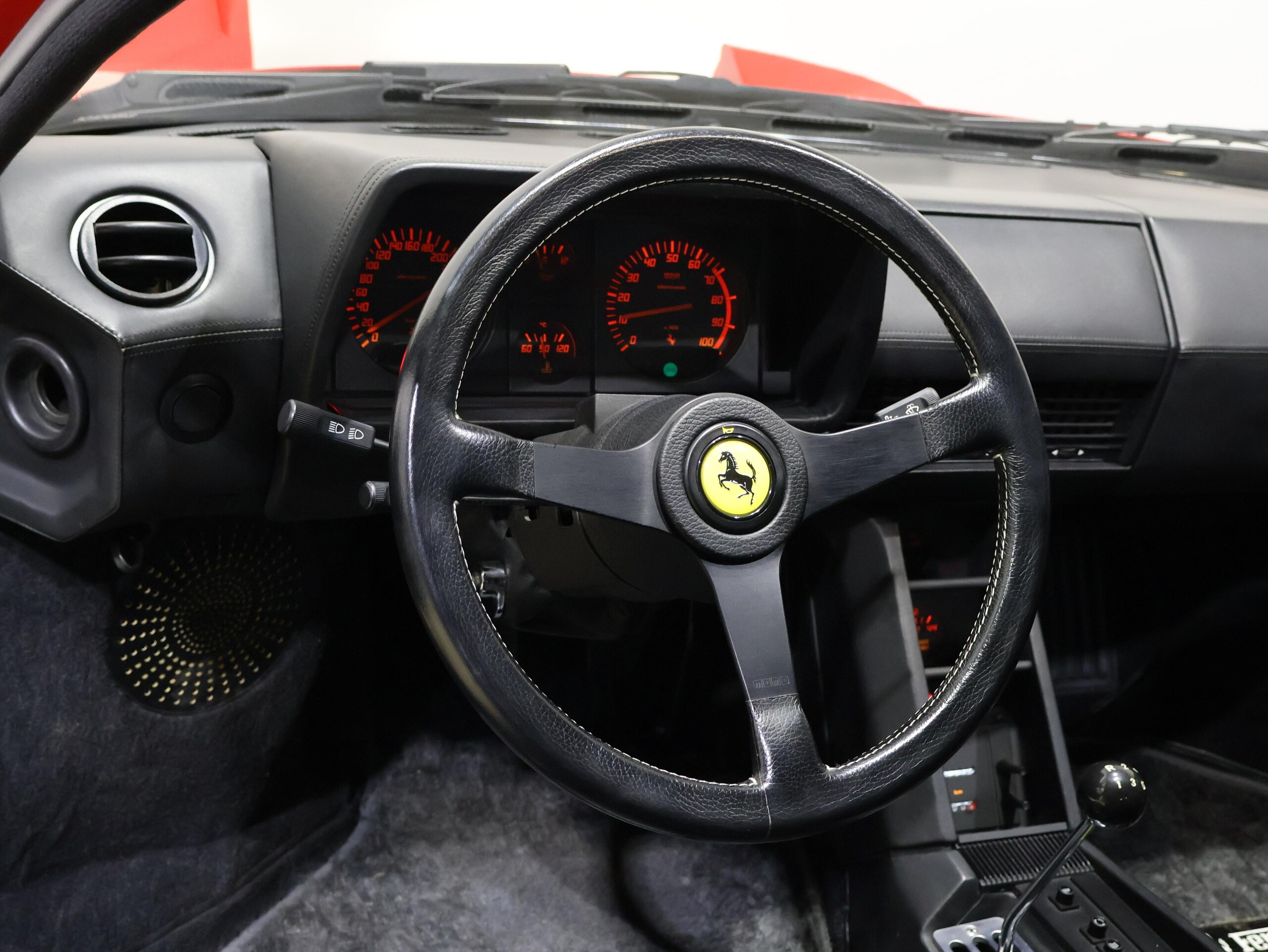 1990 Ferrari Testarossa — Photo 10 / 20