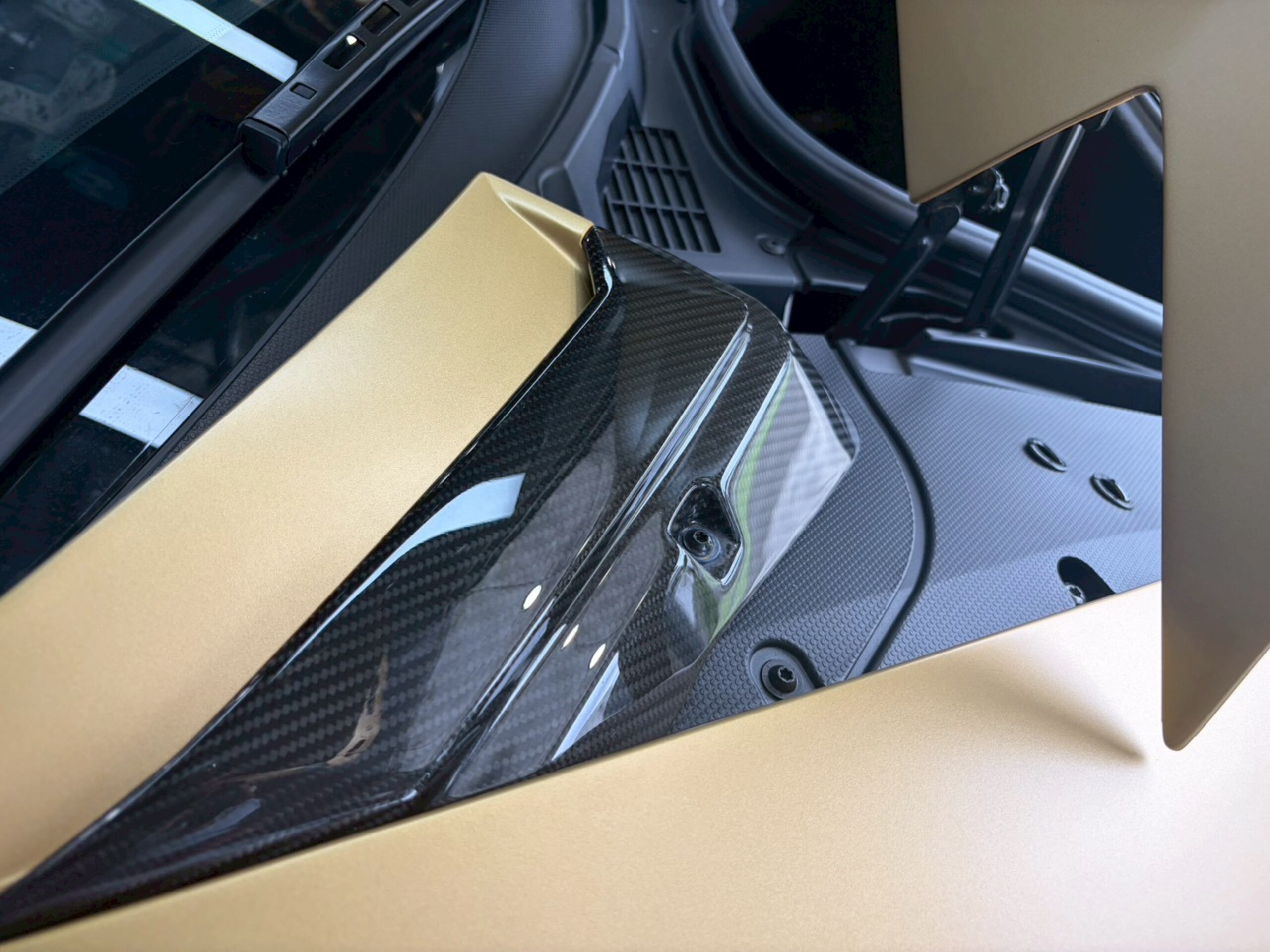 2019 Lamborghini Aventador SVJ — Photo 25 / 41