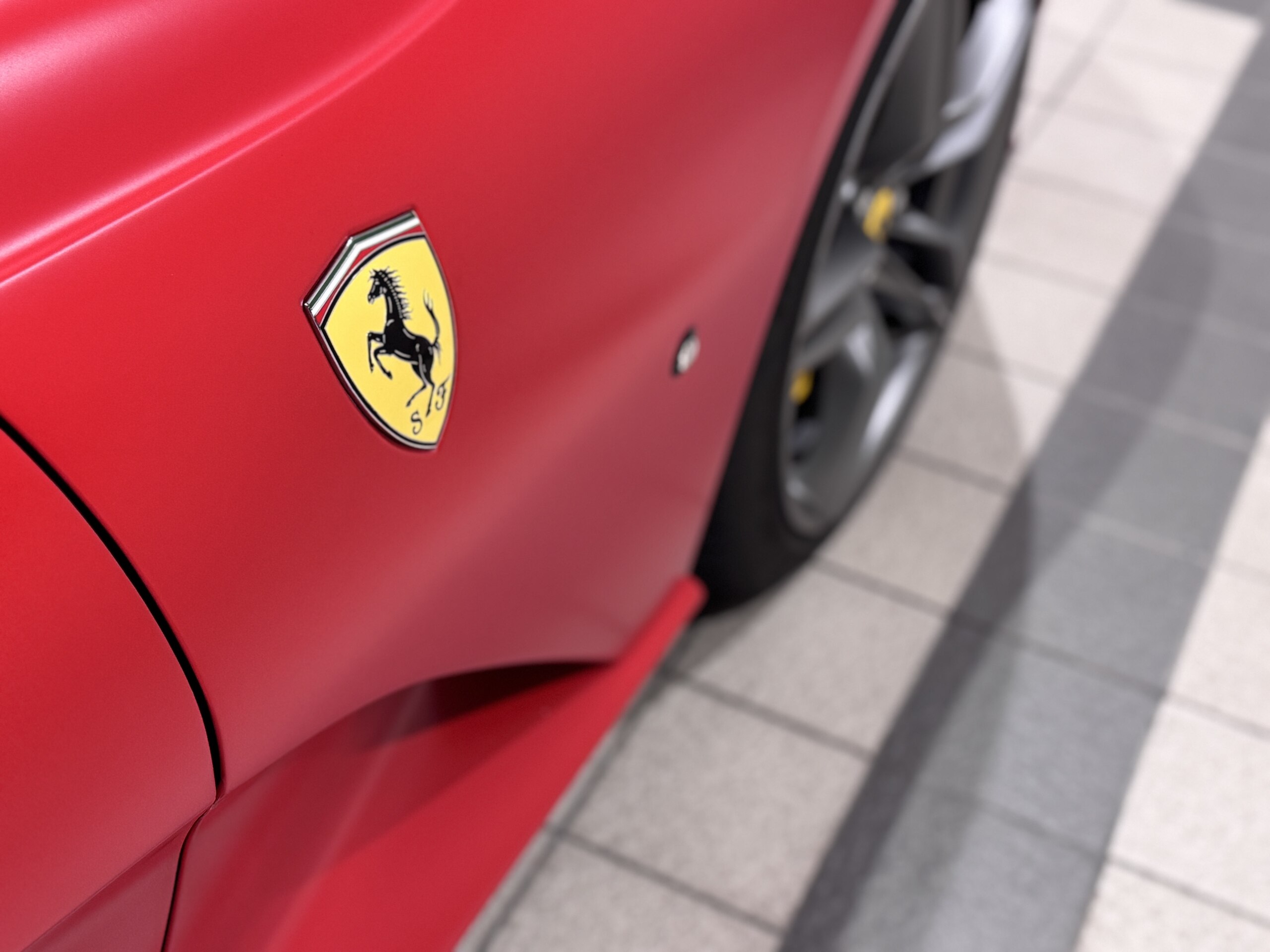 2023 Ferrari 812GTS — Photo 14 / 28