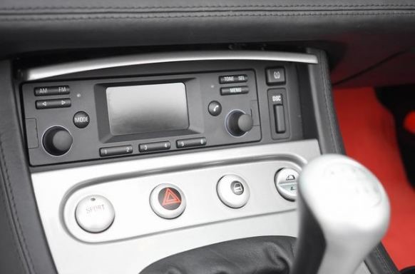 2000 BMW Z8 — Photo 22 / 25