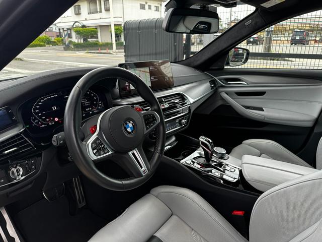 2021 BMW M5 Competition — Photo 10 / 25