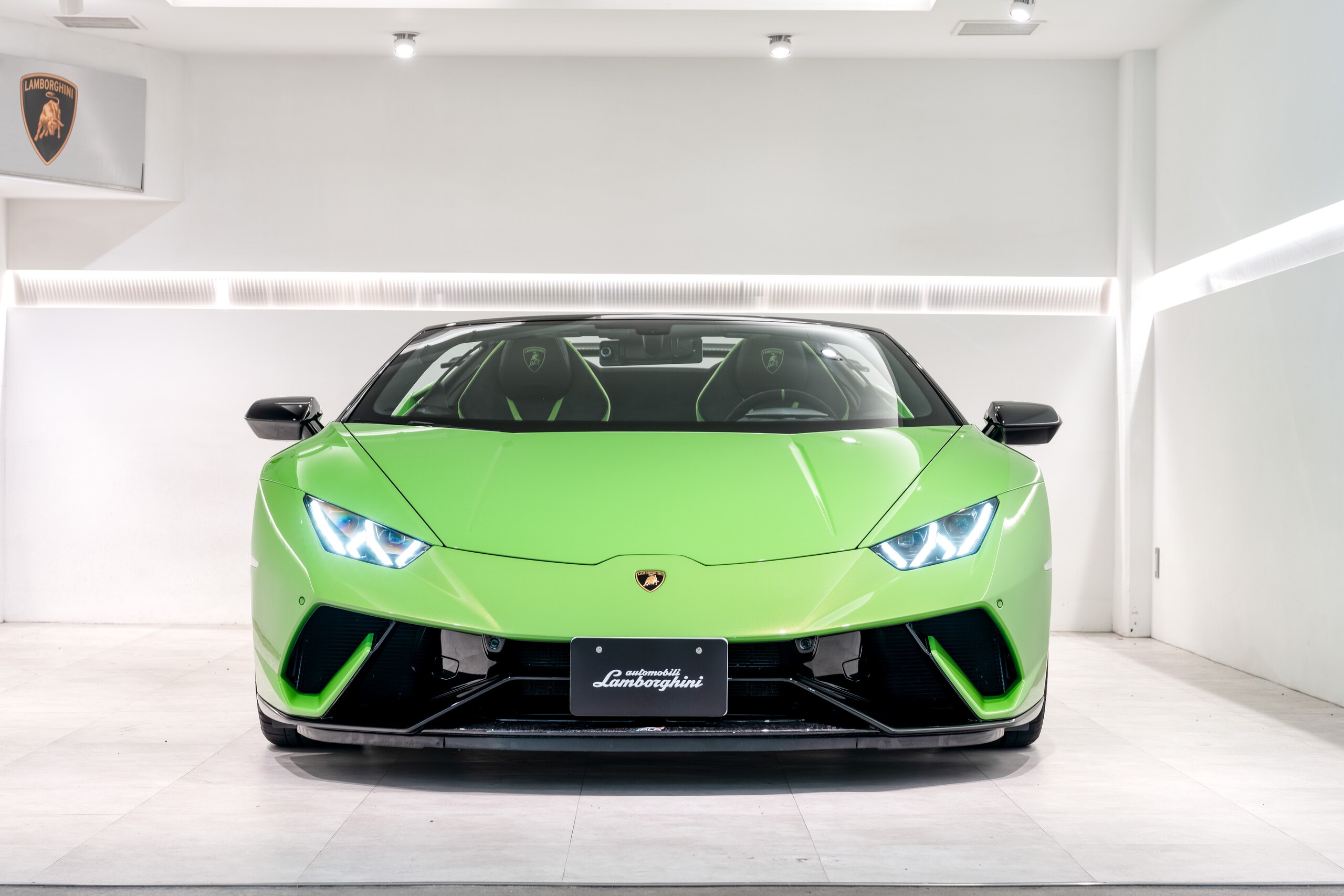 2019 Lamborghini Huracán Spyder Performante Verde Mantis for sale in Japan