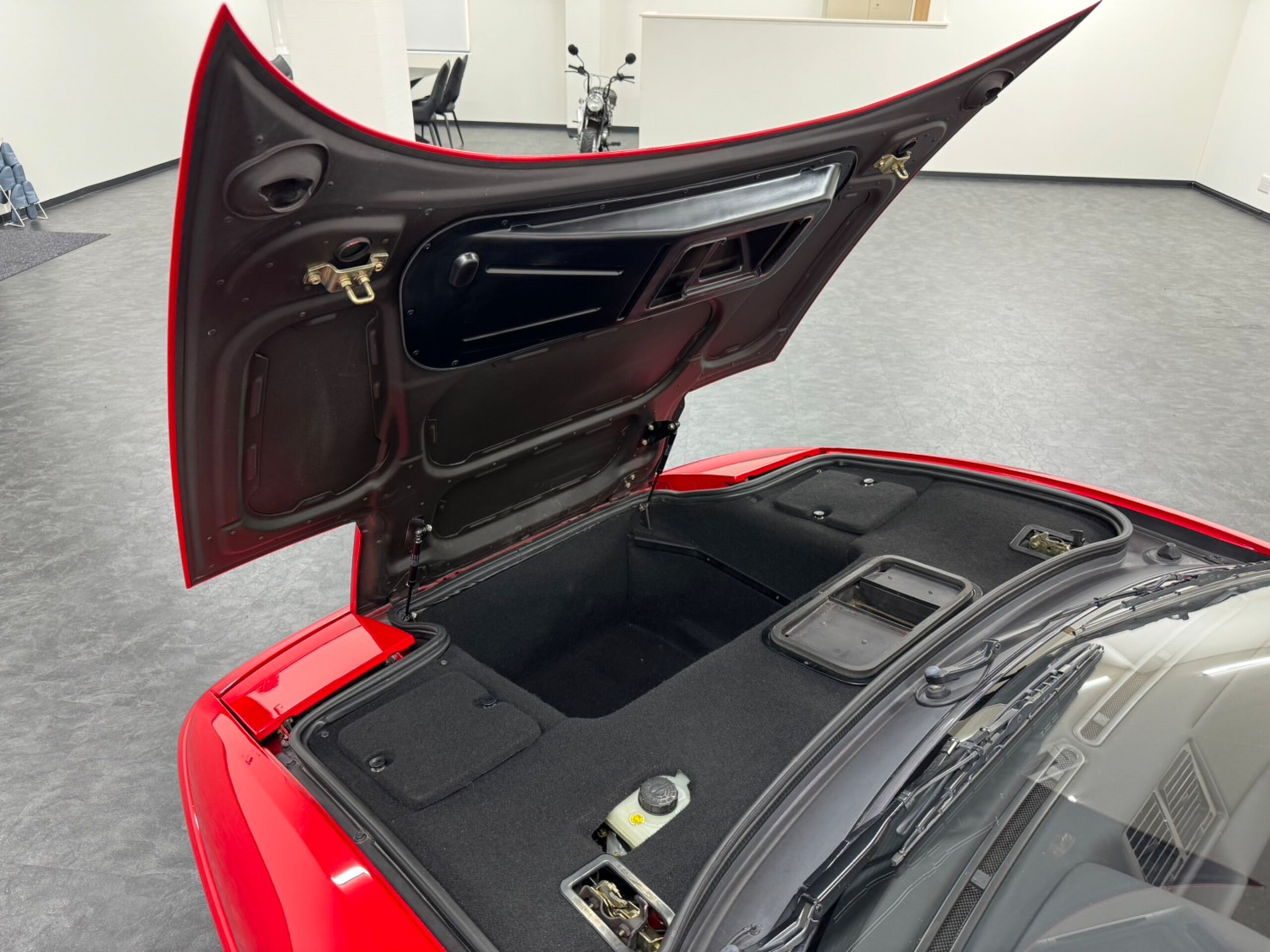 1995 Ferrari F355 Berlinetta — Photo 15 / 17