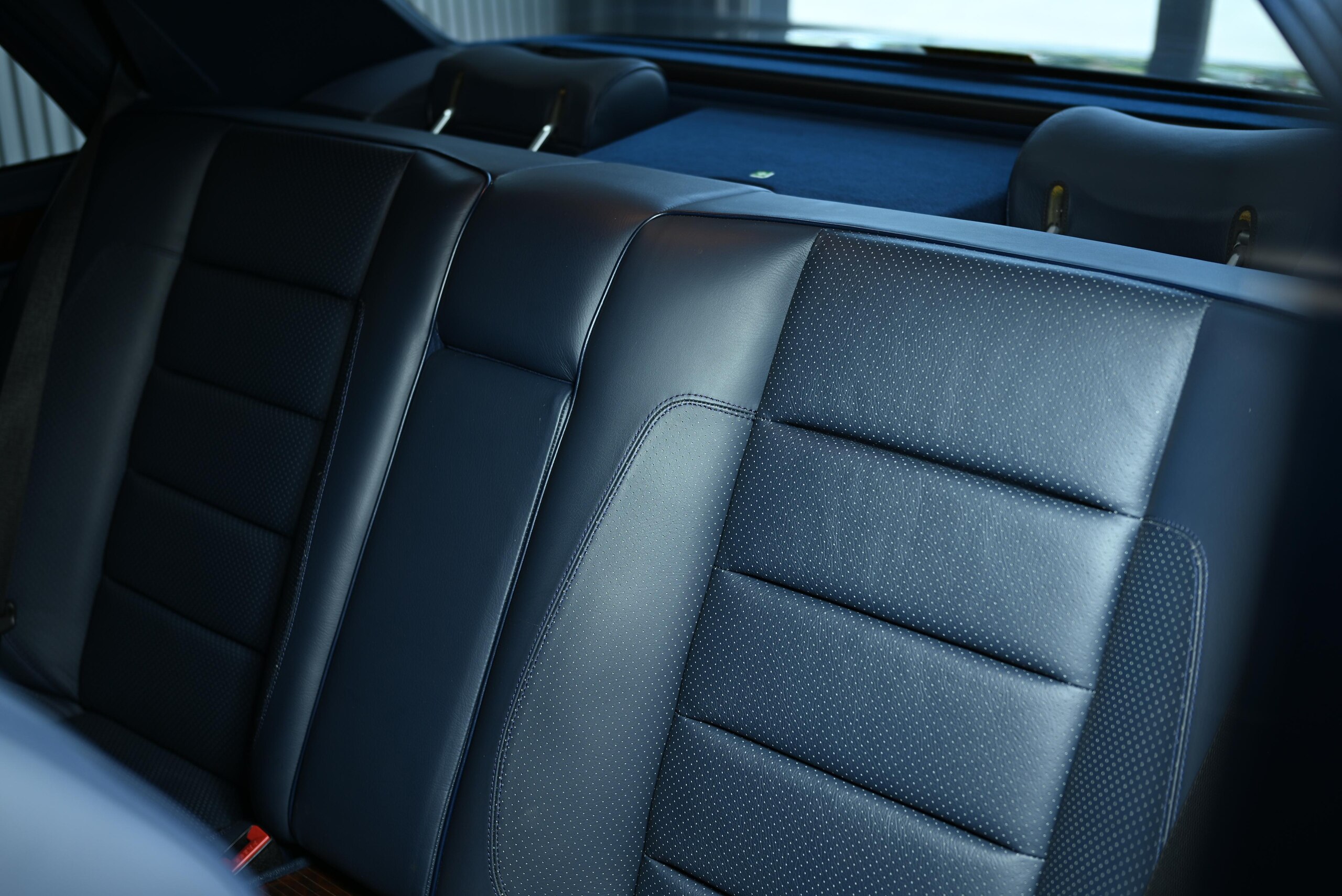 1994 Mercedes Benz E500 — Photo 37 / 74
