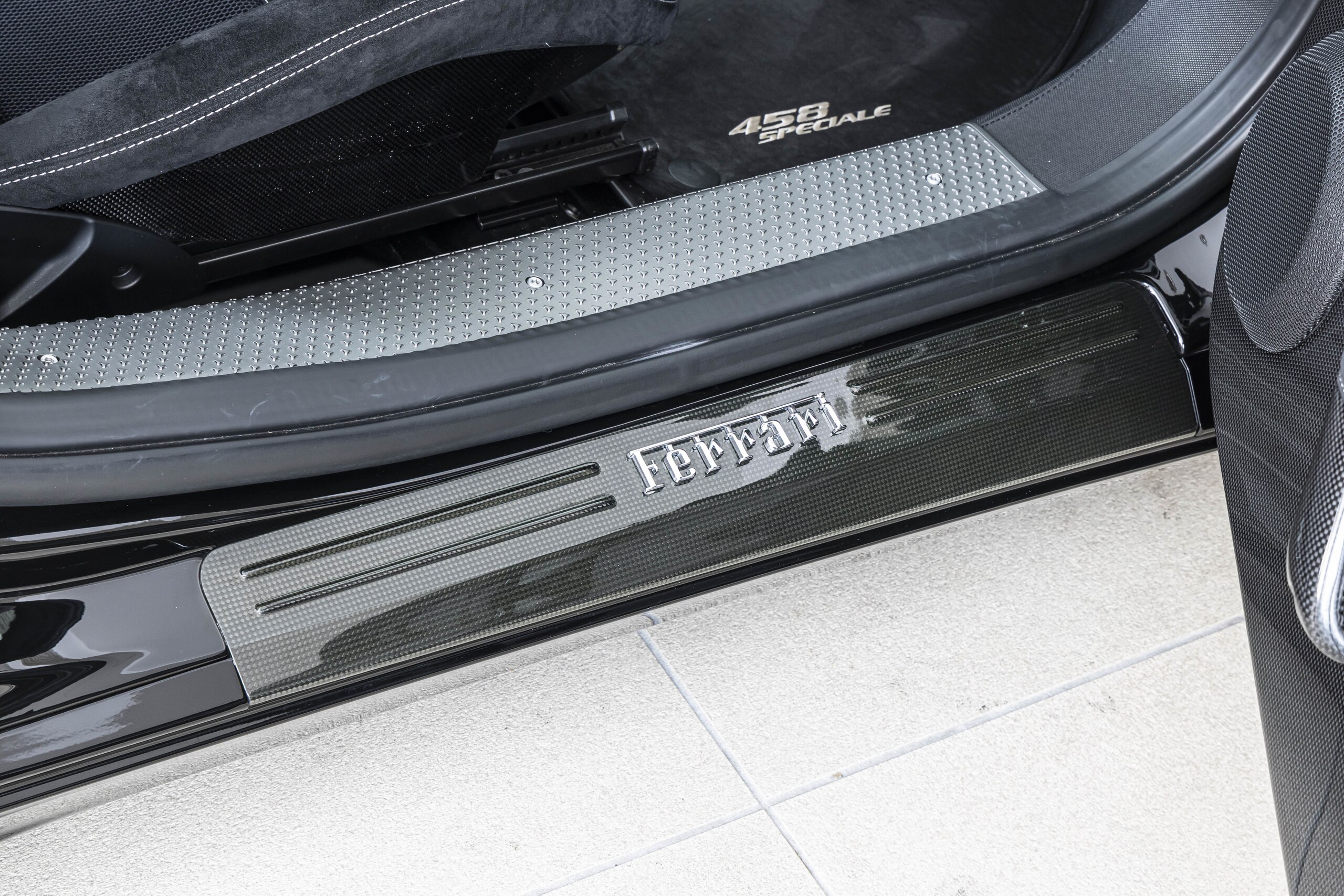 2014 Ferrari 458 Speciale — Photo 13 / 16