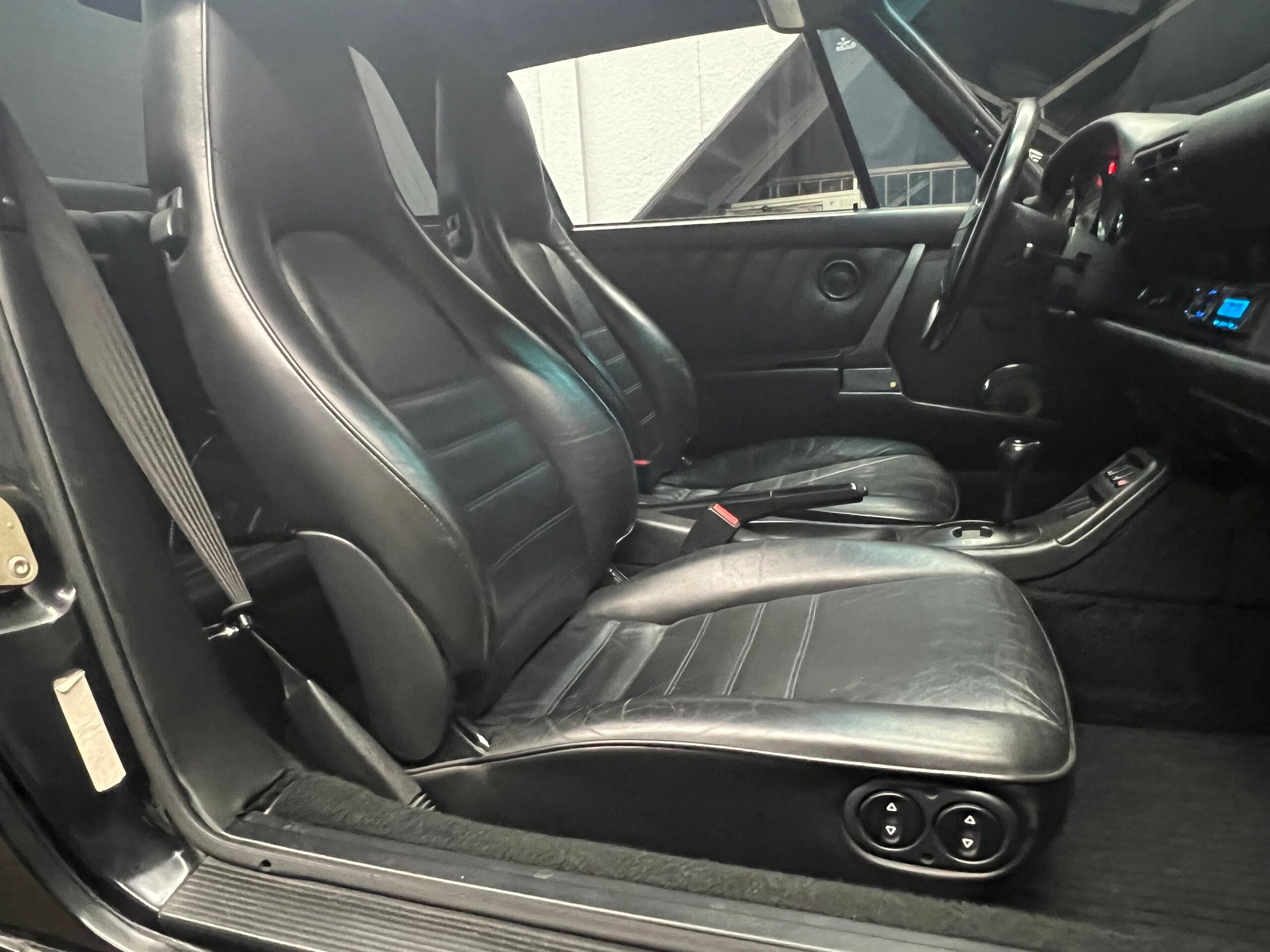 1991 Porsche 911 Carrera 2 Targa — Photo 12 / 15