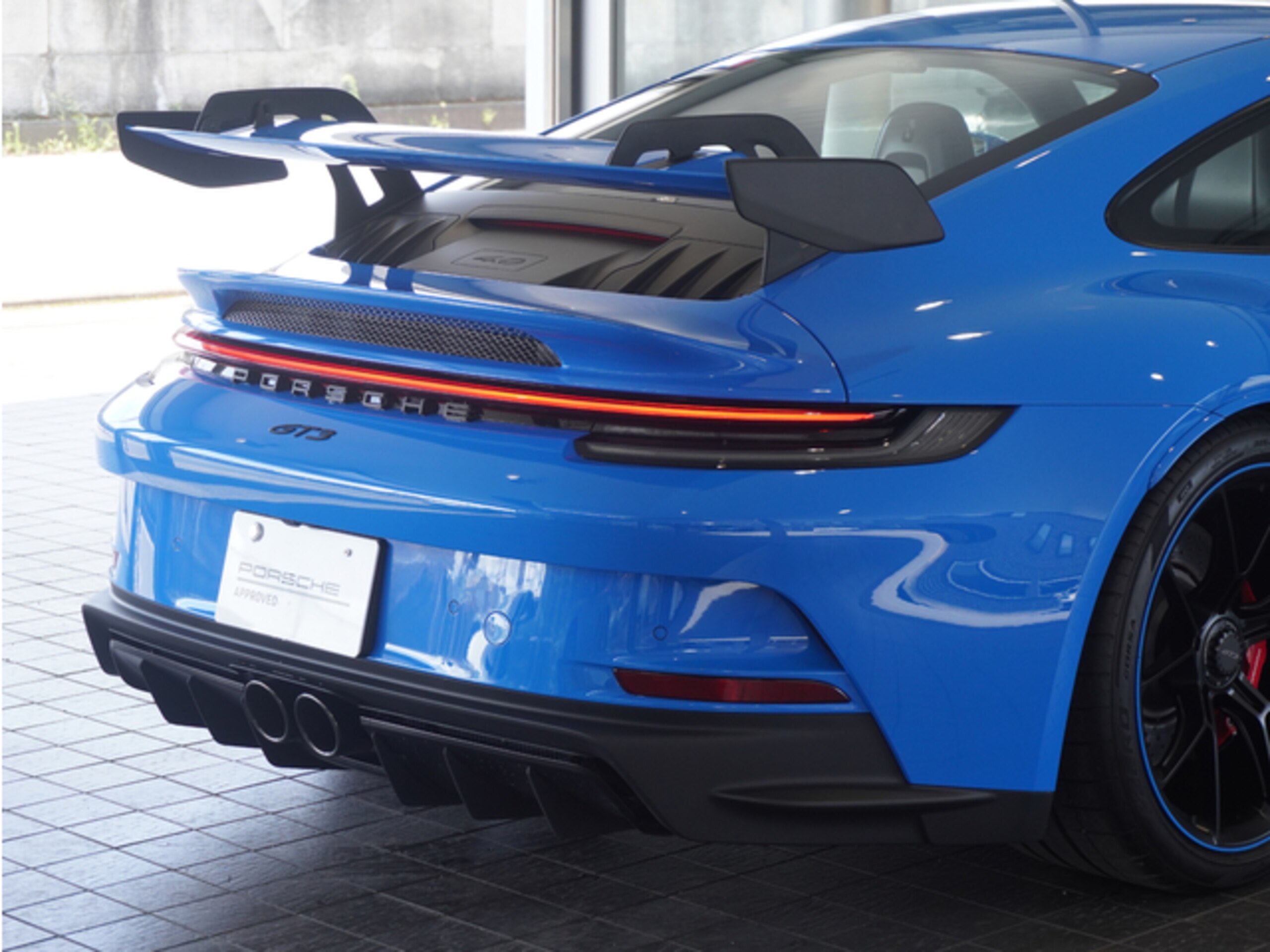 2022 Porsche 911 GT3 — Photo 6 / 17