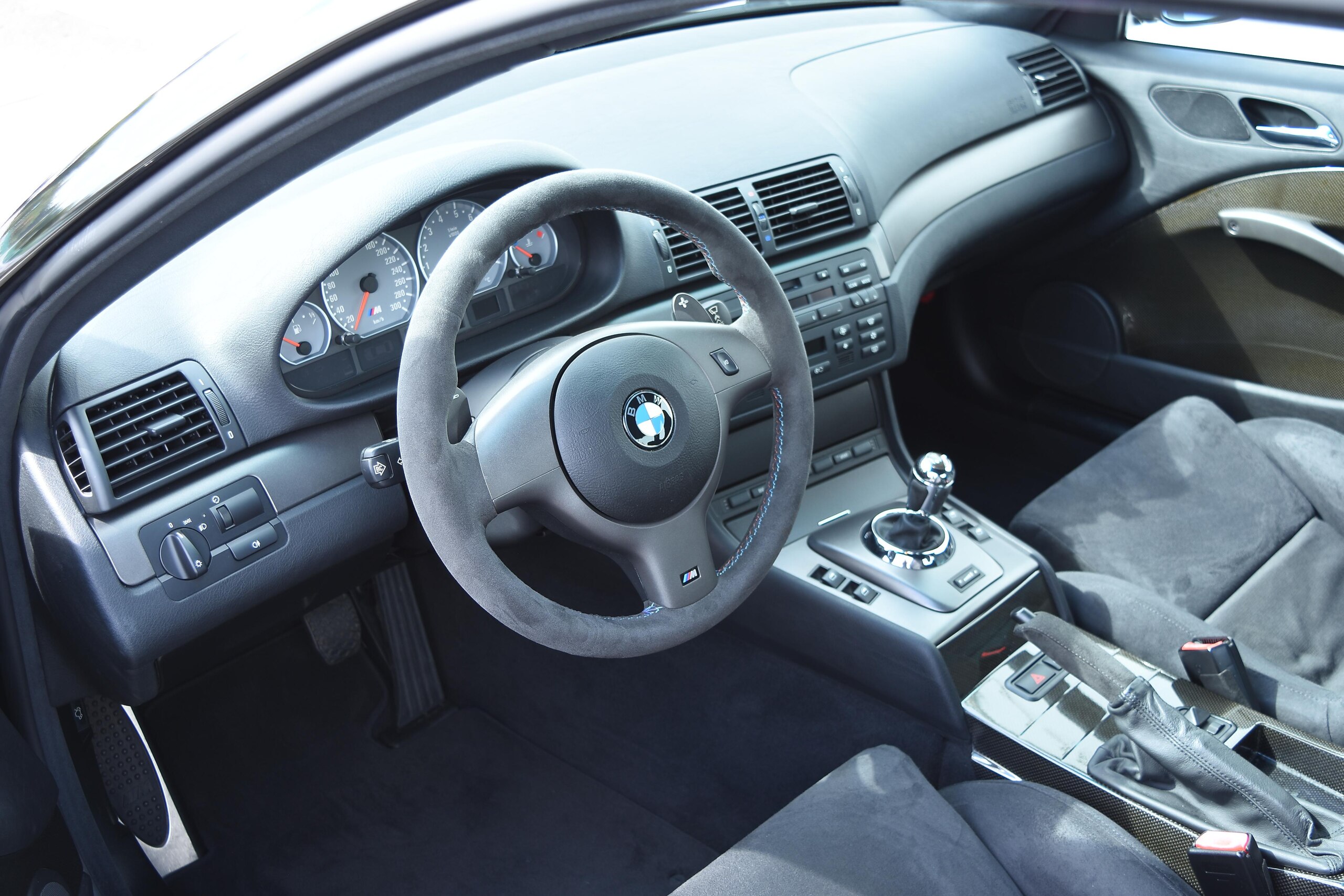 2008 BMW M3 CSL — Photo 8 / 22