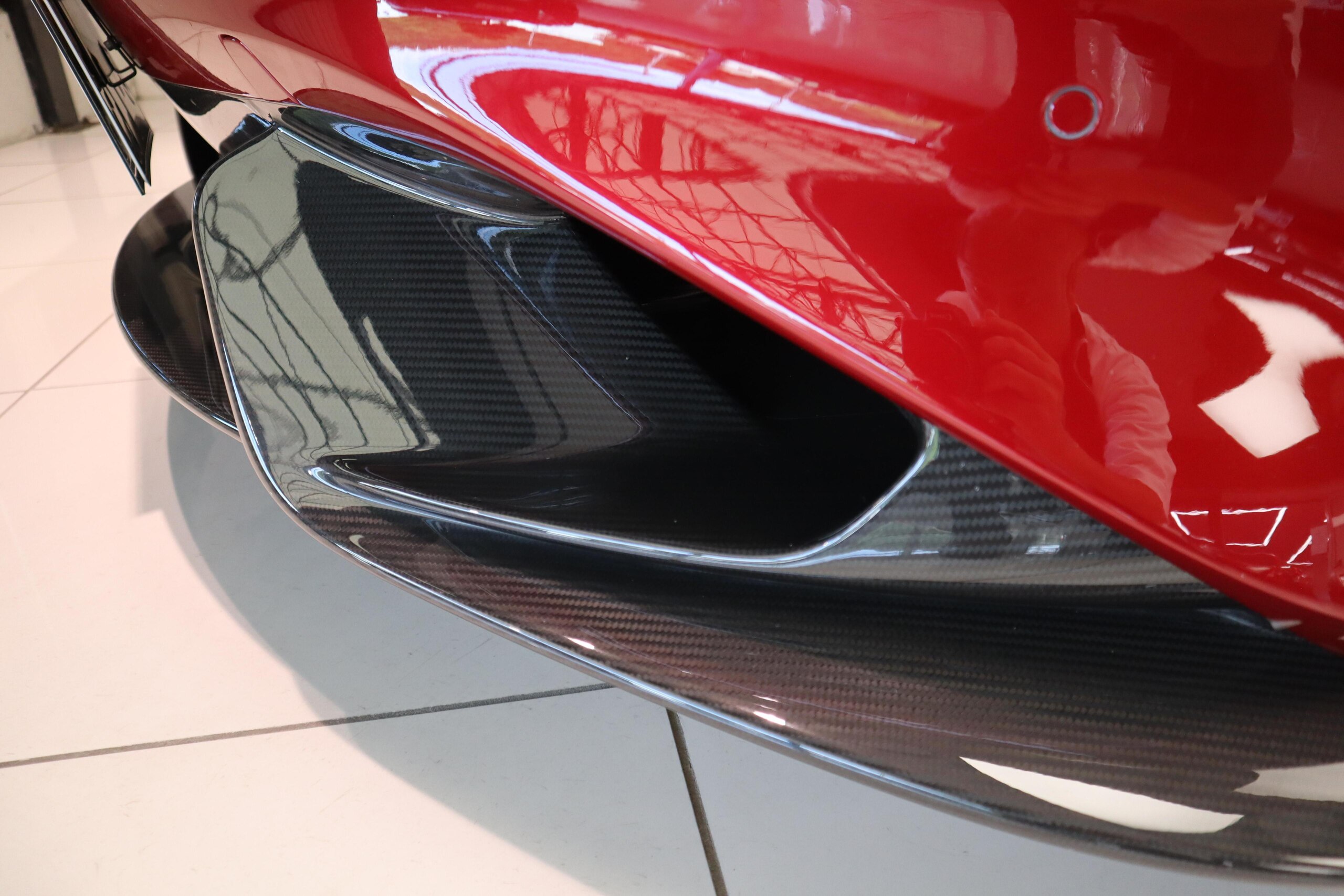 2023 McLaren 765LT Spider — Photo 38 / 49