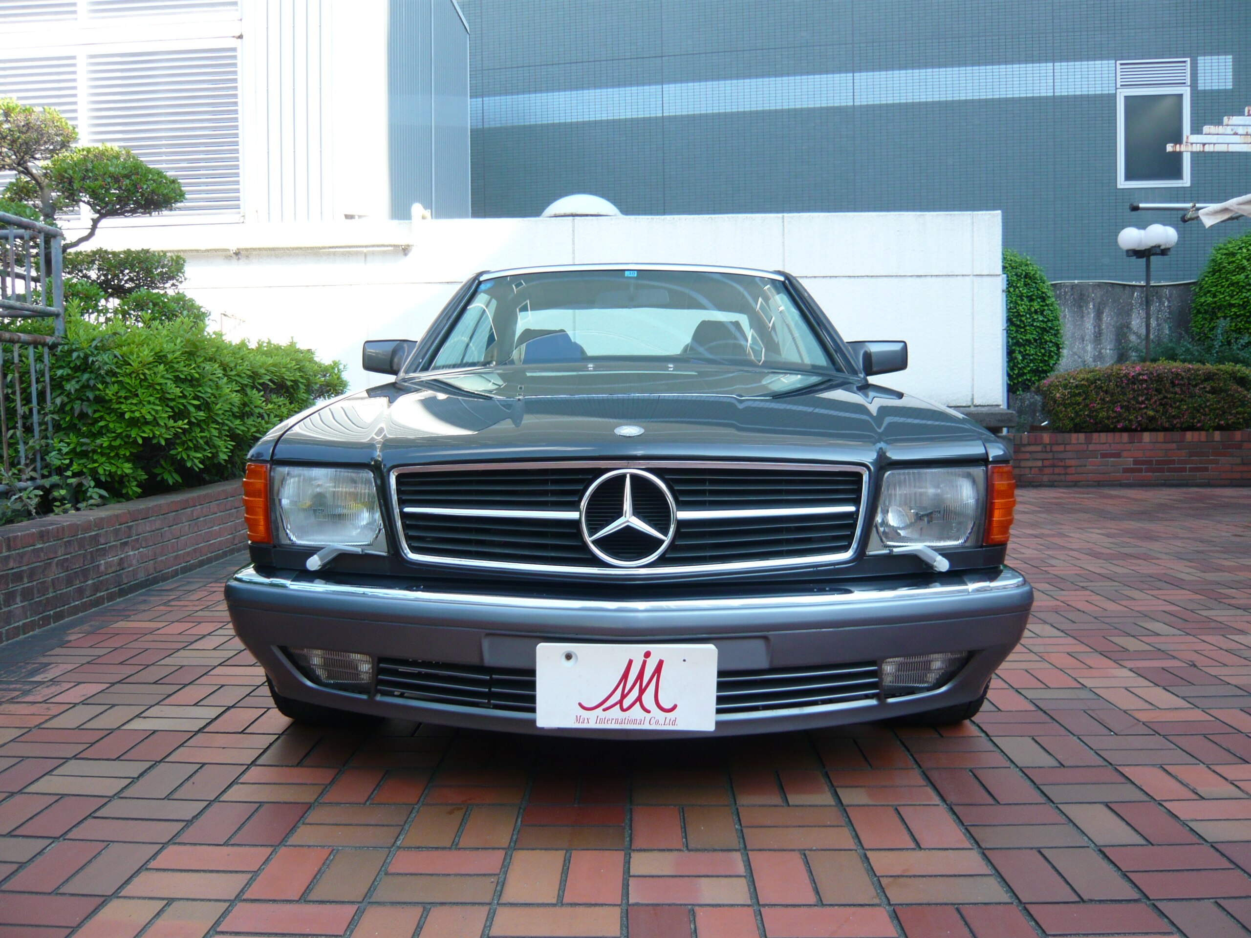 1990 Mercedes Benz 560SEC for sale in Japan