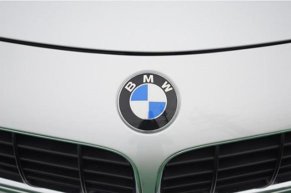 2000 BMW Z8 — Photo 6 / 25