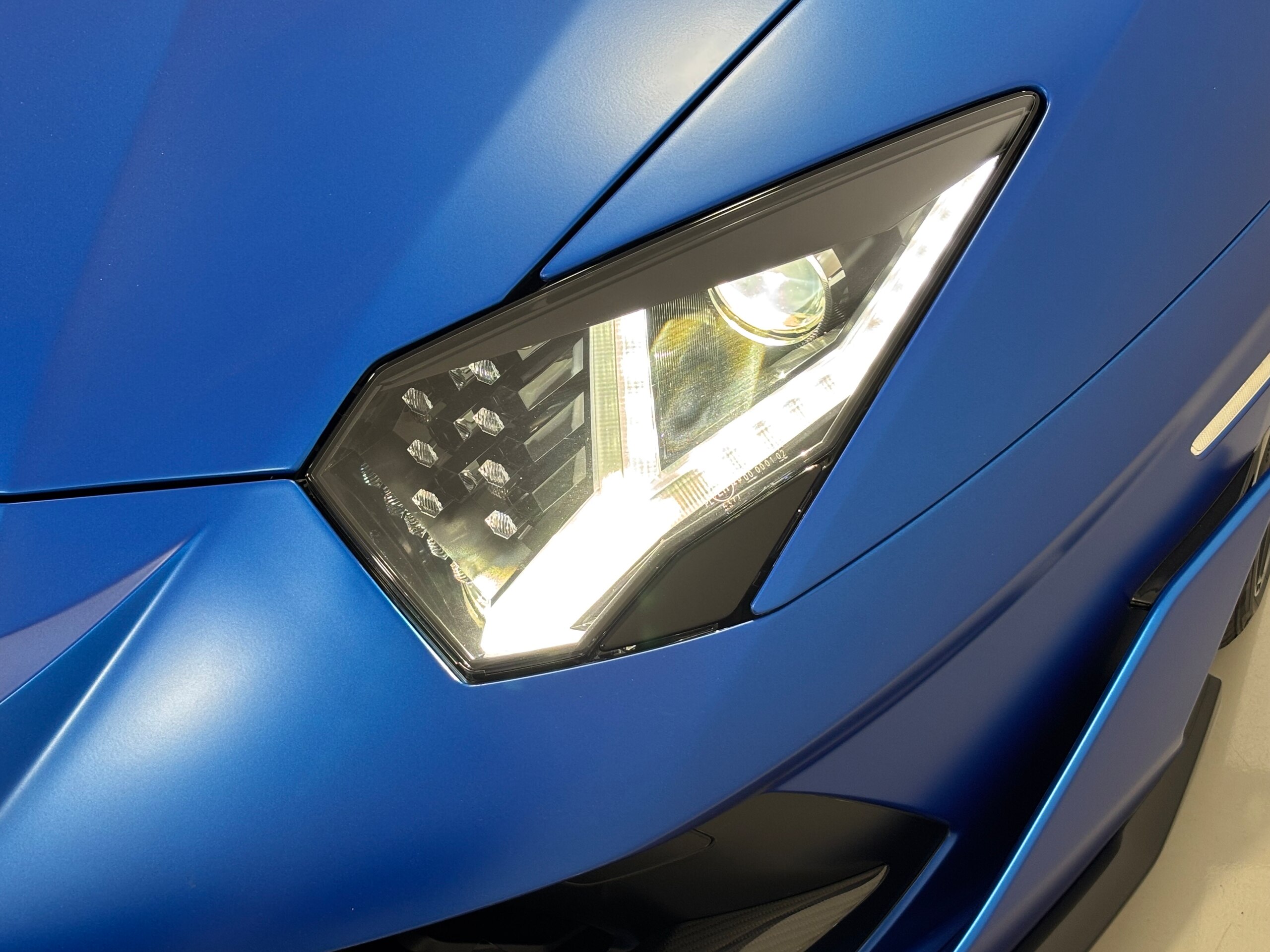 2020 Lamborghini Aventador SVJ Roadster — Photo 20 / 40