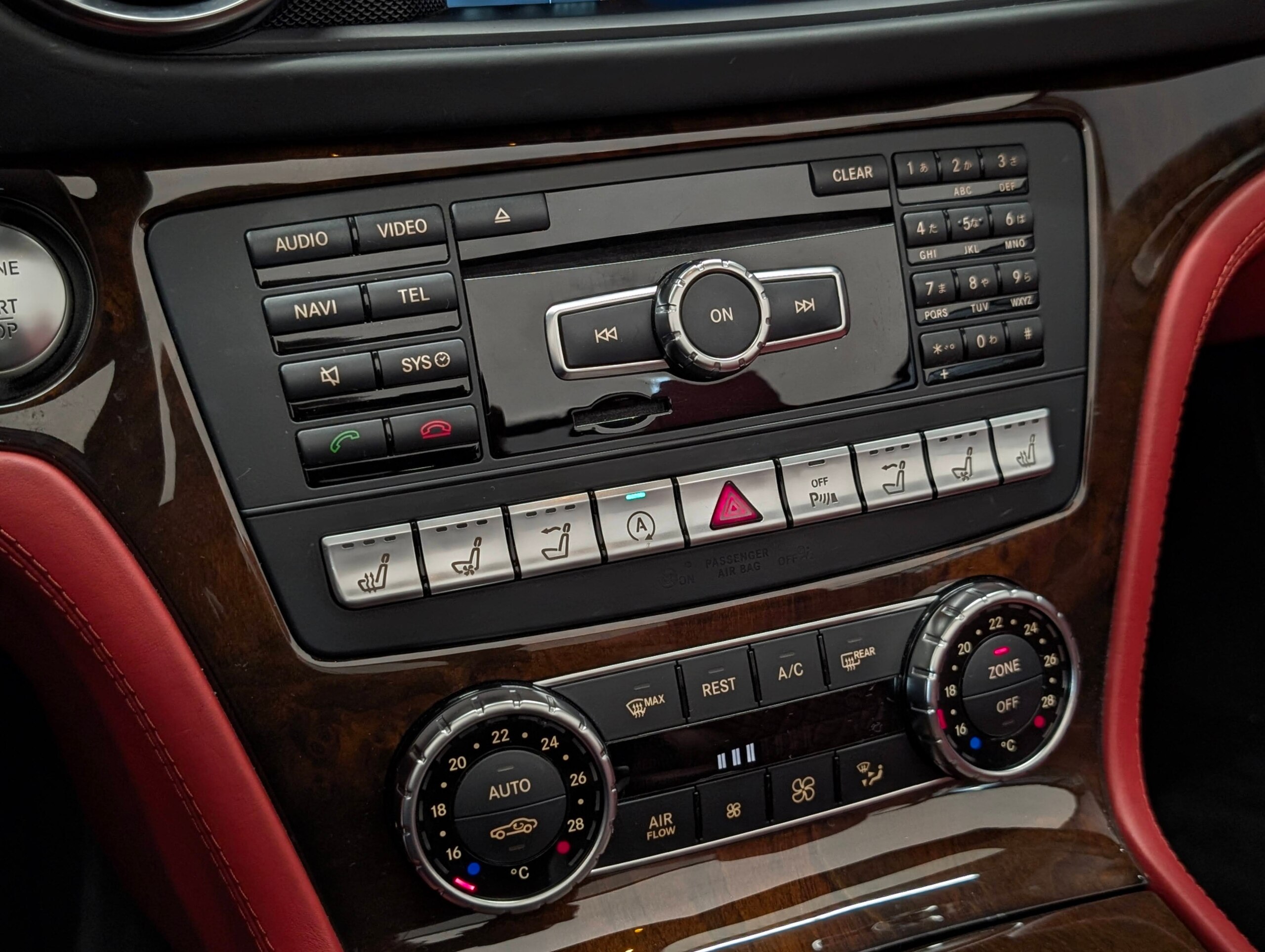 2015 Mercedes Benz SL65 AMG — Photo 17 / 24