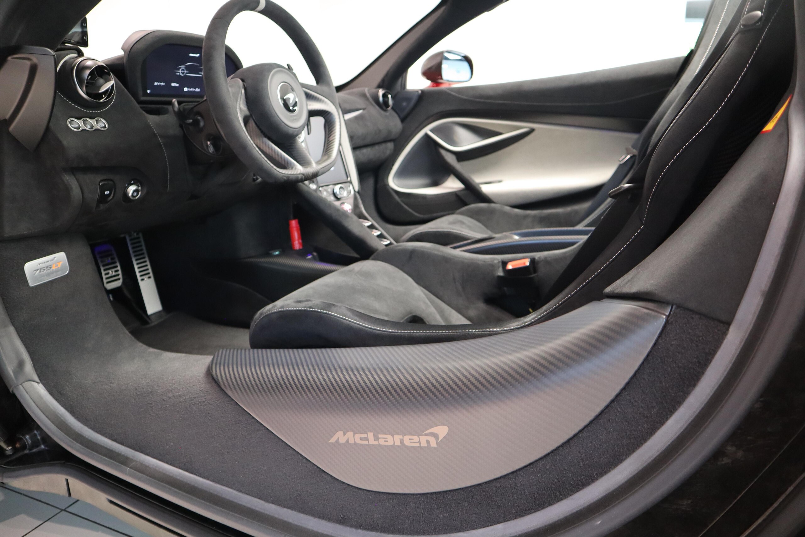 2023 McLaren 765LT Spider — Photo 15 / 49