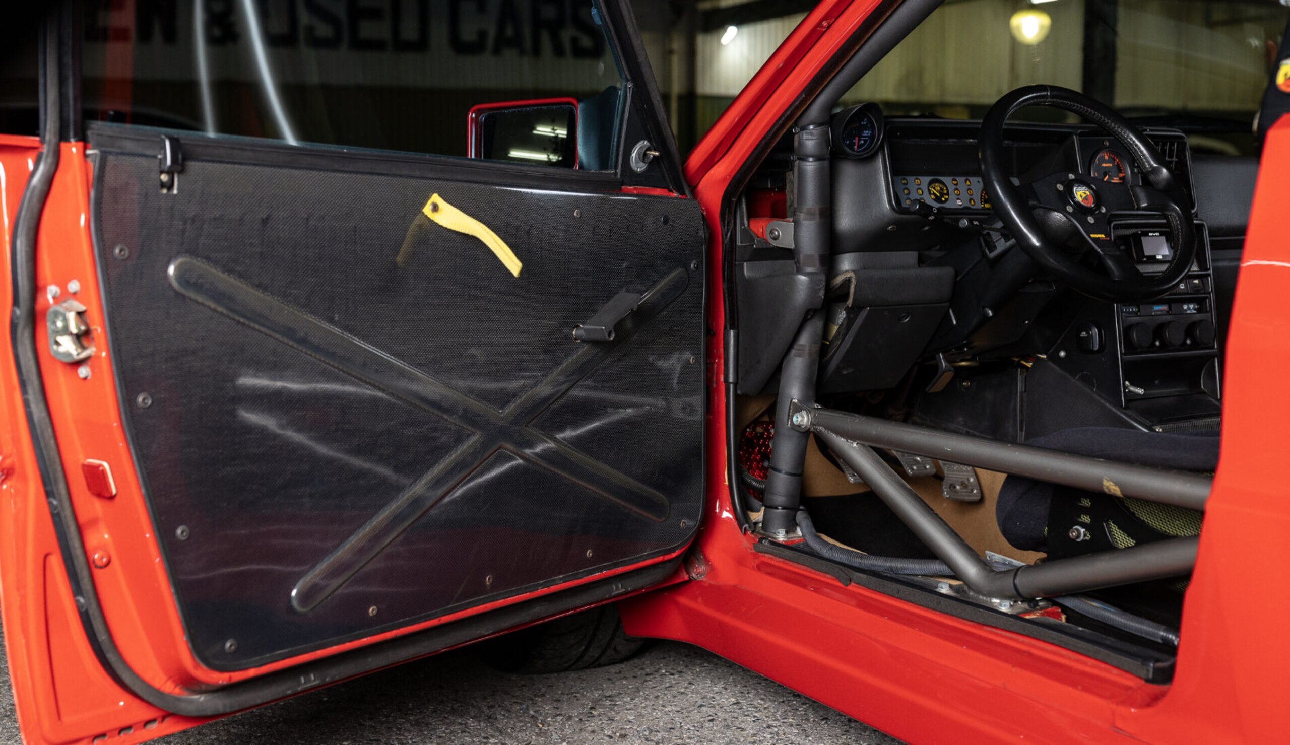 1993 Lancia Delta HF Integrale Evo II — Photo 8 / 16