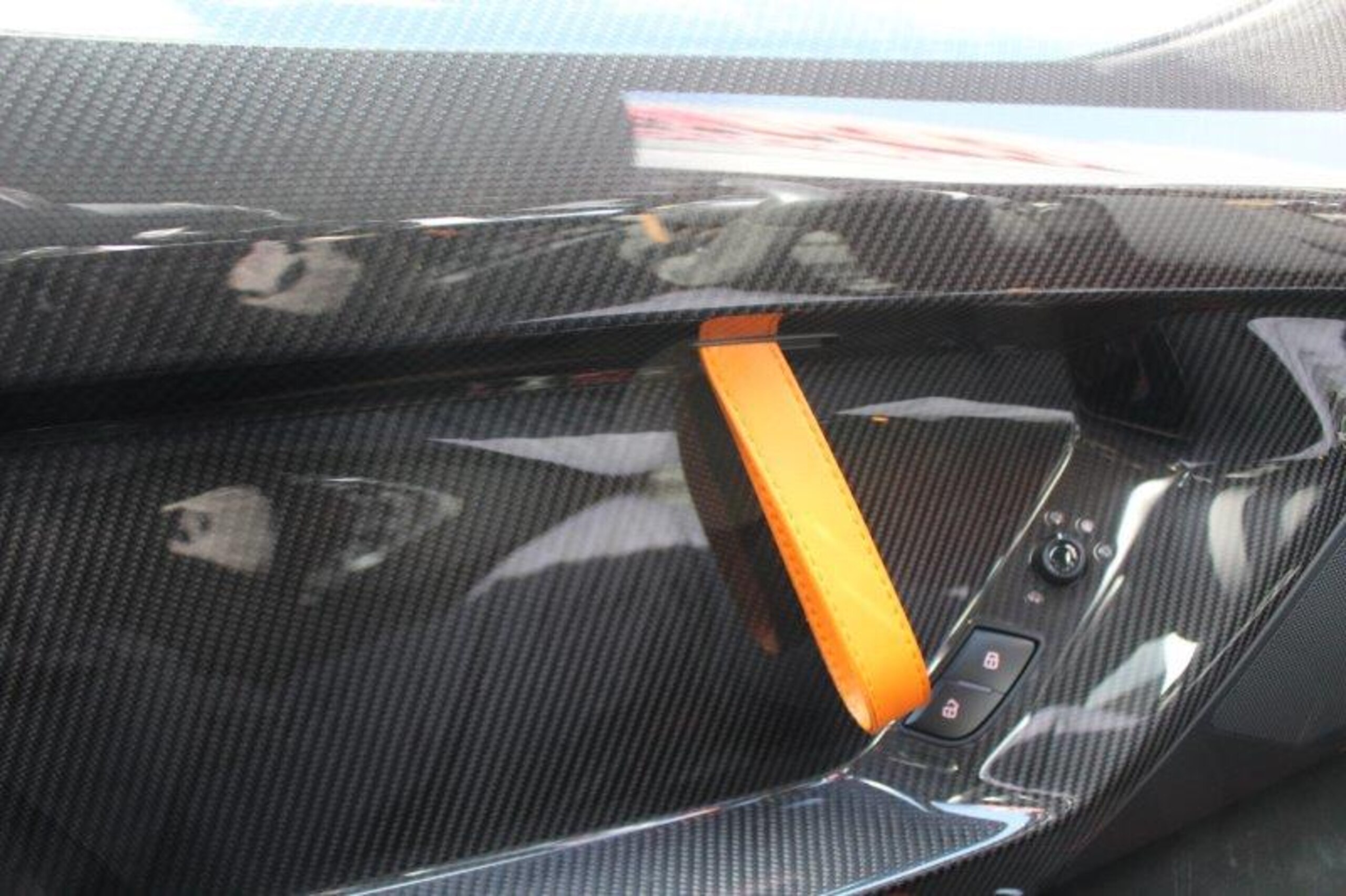 2017 Lamborghini Aventador SV — Photo 12 / 21