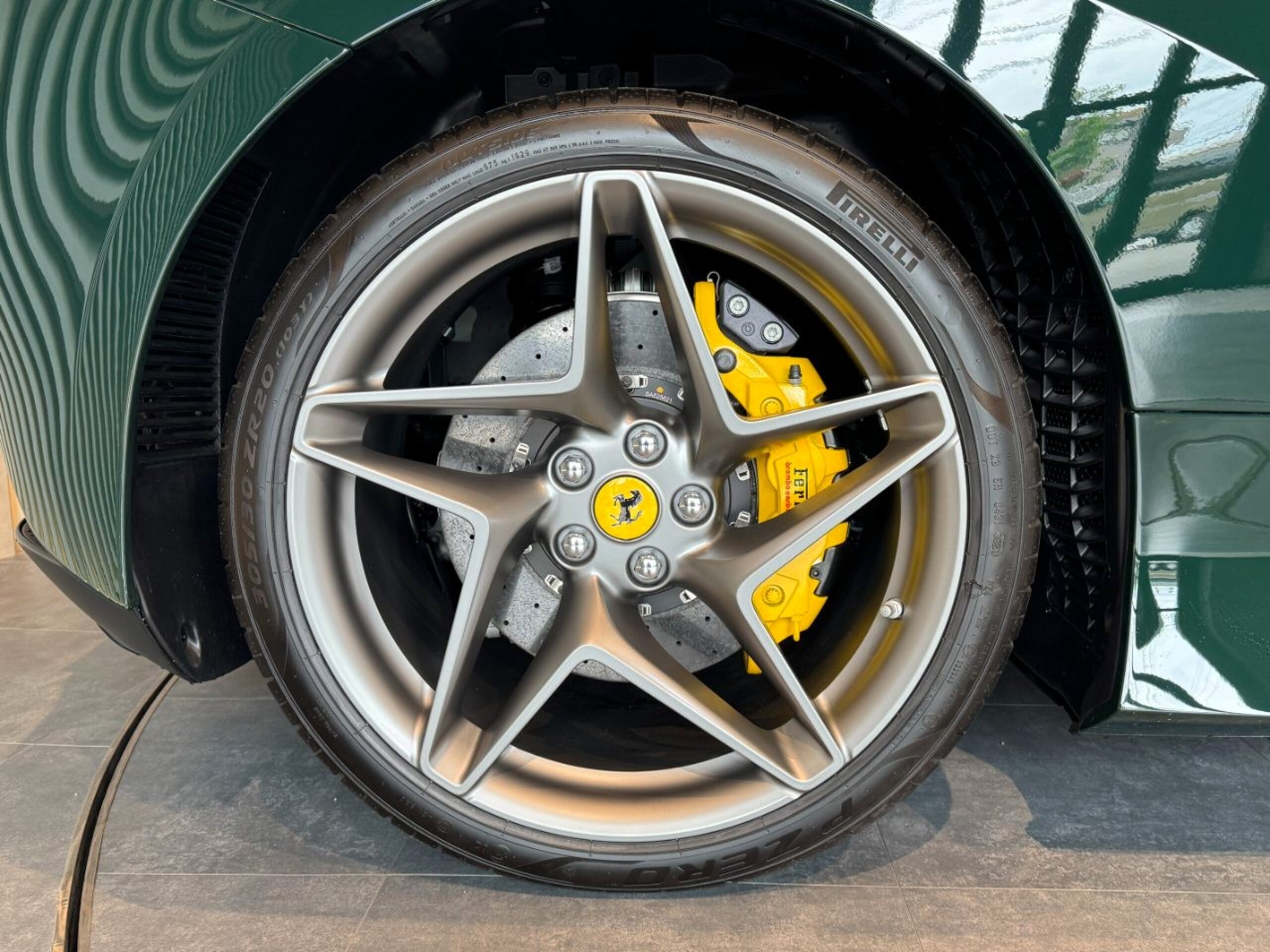 2022 Ferrari F8 Spider — Photo 45 / 72