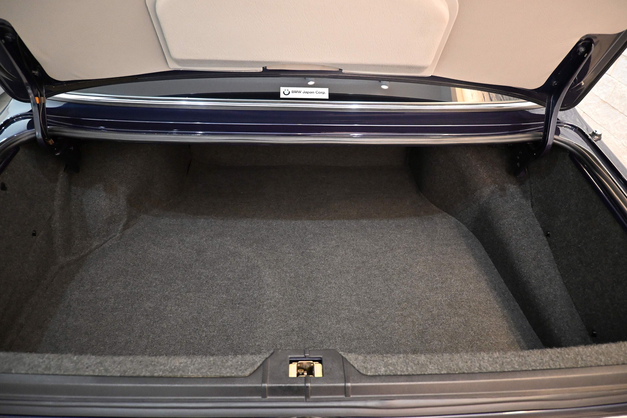 1988 BMW 635CSi — Photo 13 / 13