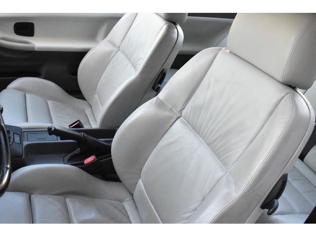 1995 BMW 318is — Photo 26 / 29