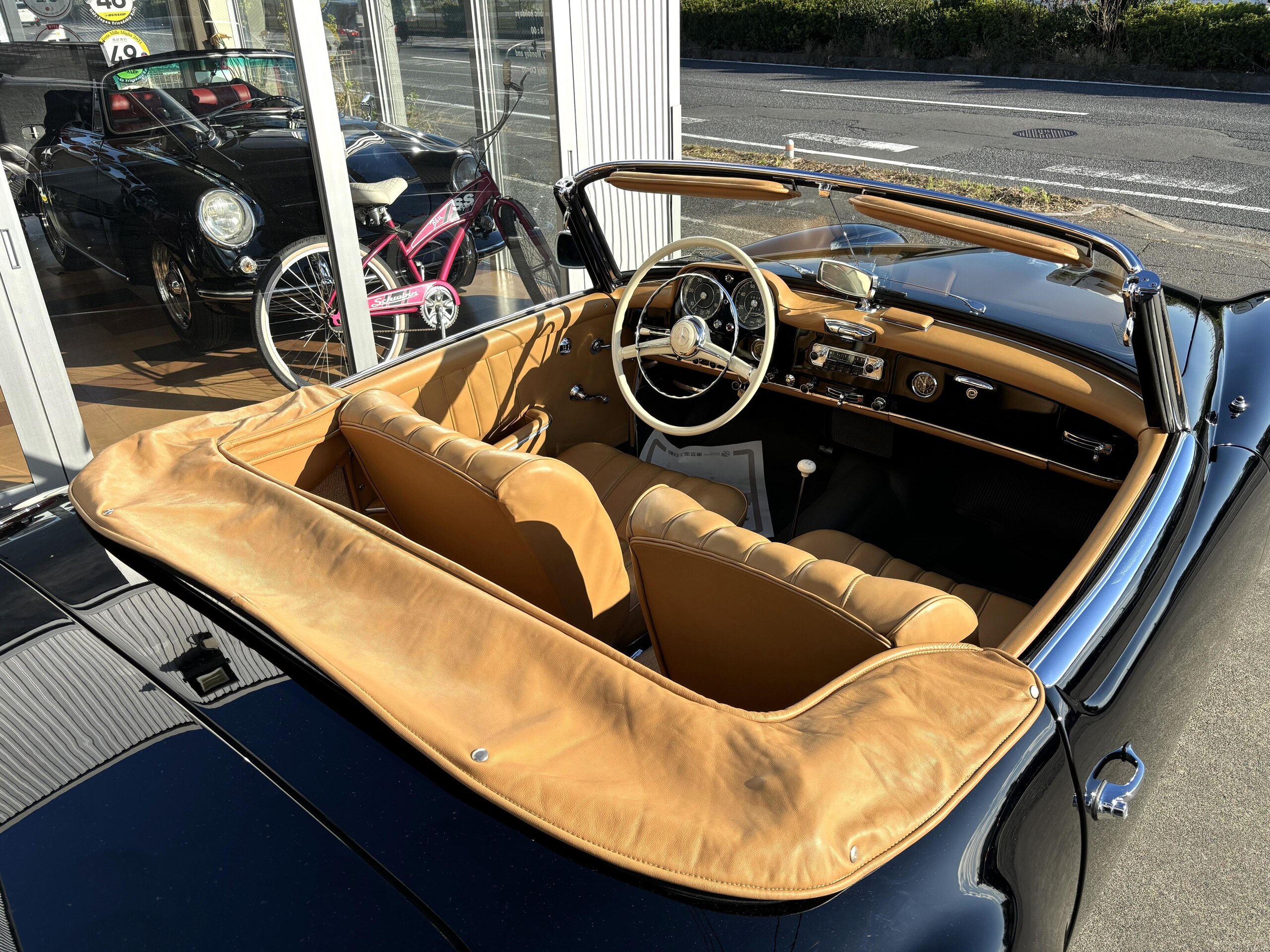1959 Mercedes Benz 190SL — Photo 9 / 17