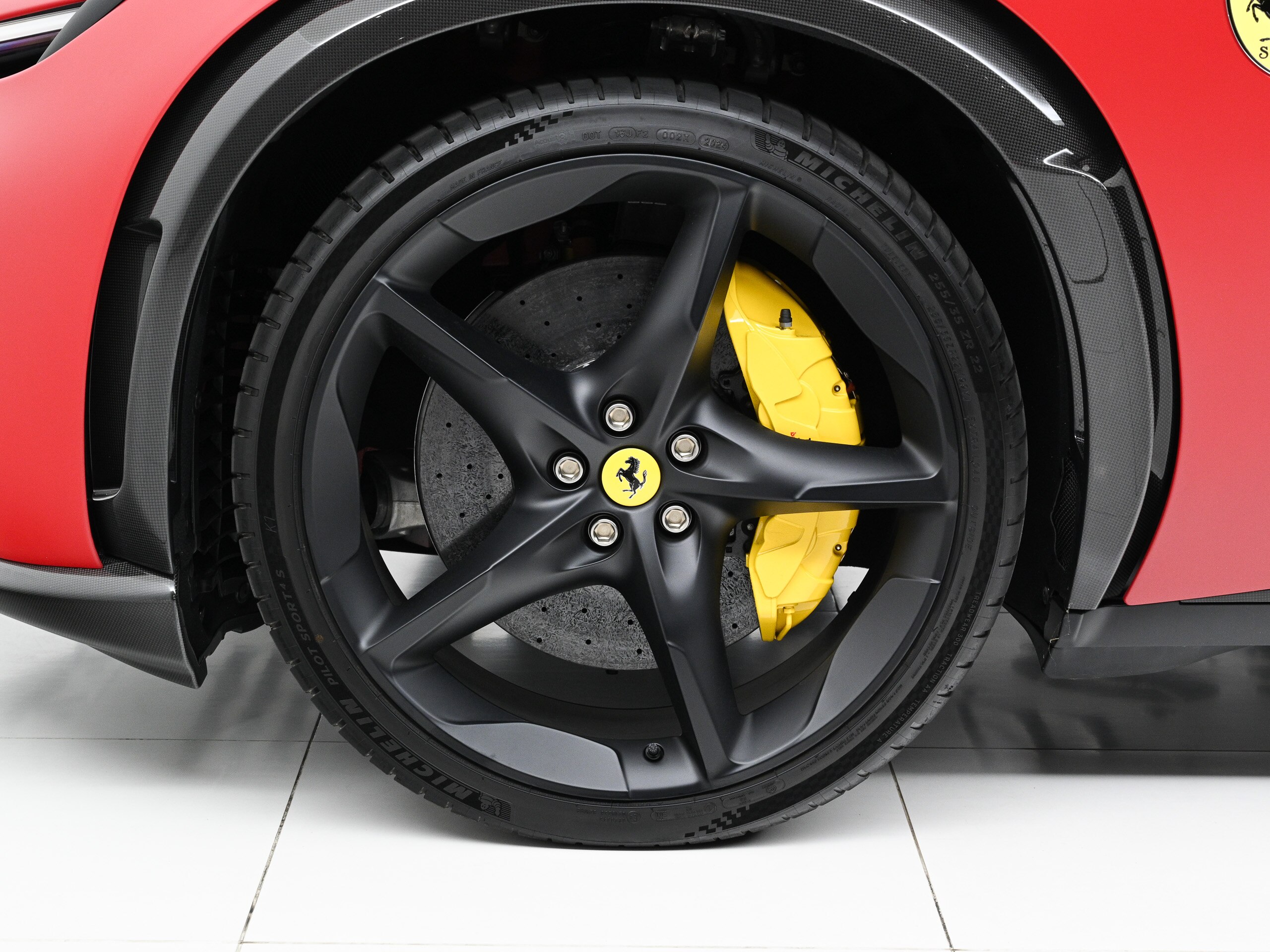 2025 Ferrari Purosangue — Photo 20 / 23