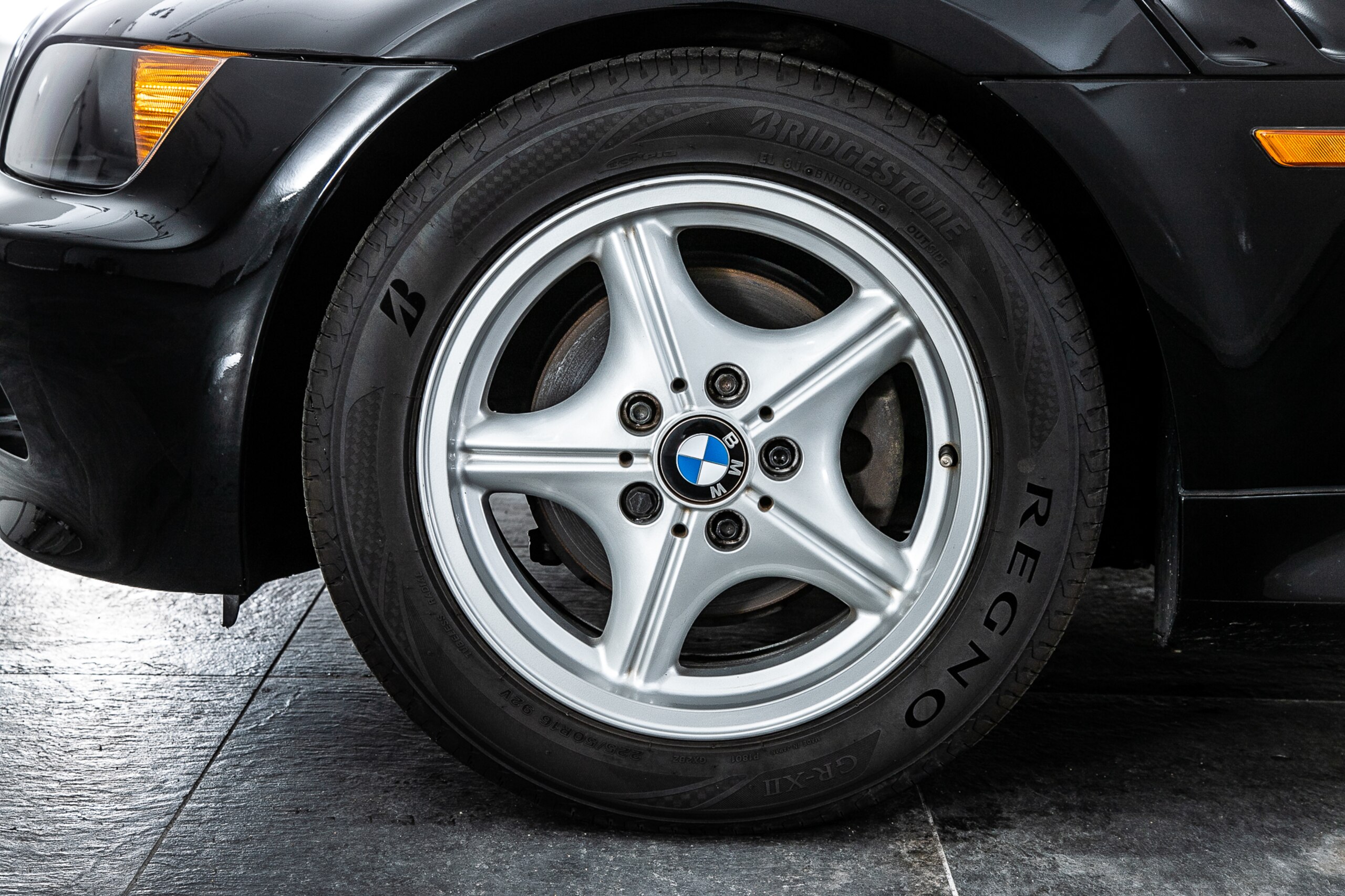 1996 BMW Z3 Roadster — Photo 23 / 26