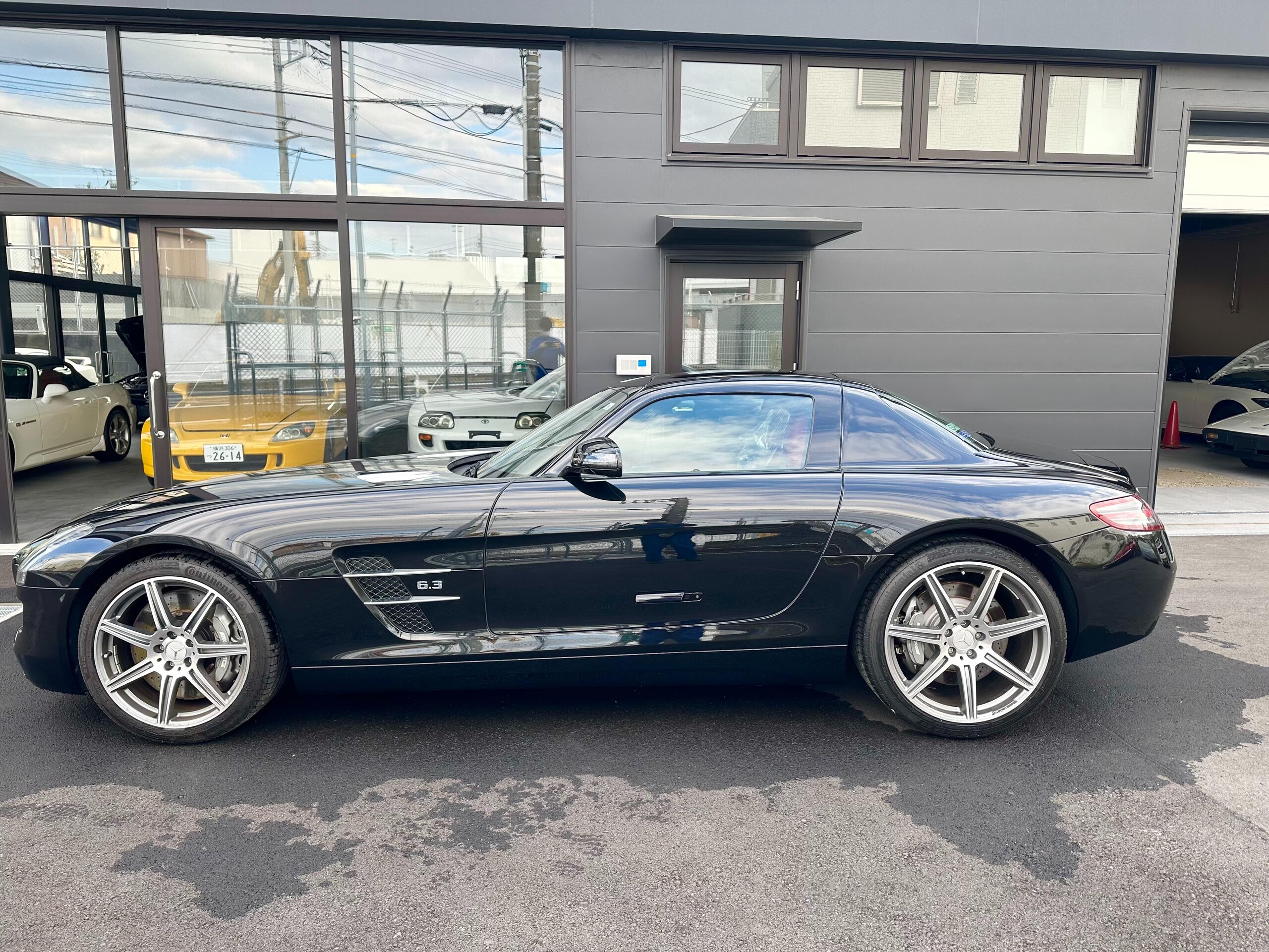 2010 Mercedes Benz SLS AMG Leather sport seats for sale in Japan