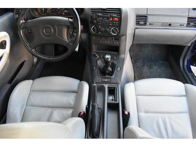 1995 BMW 318is — Photo 17 / 29