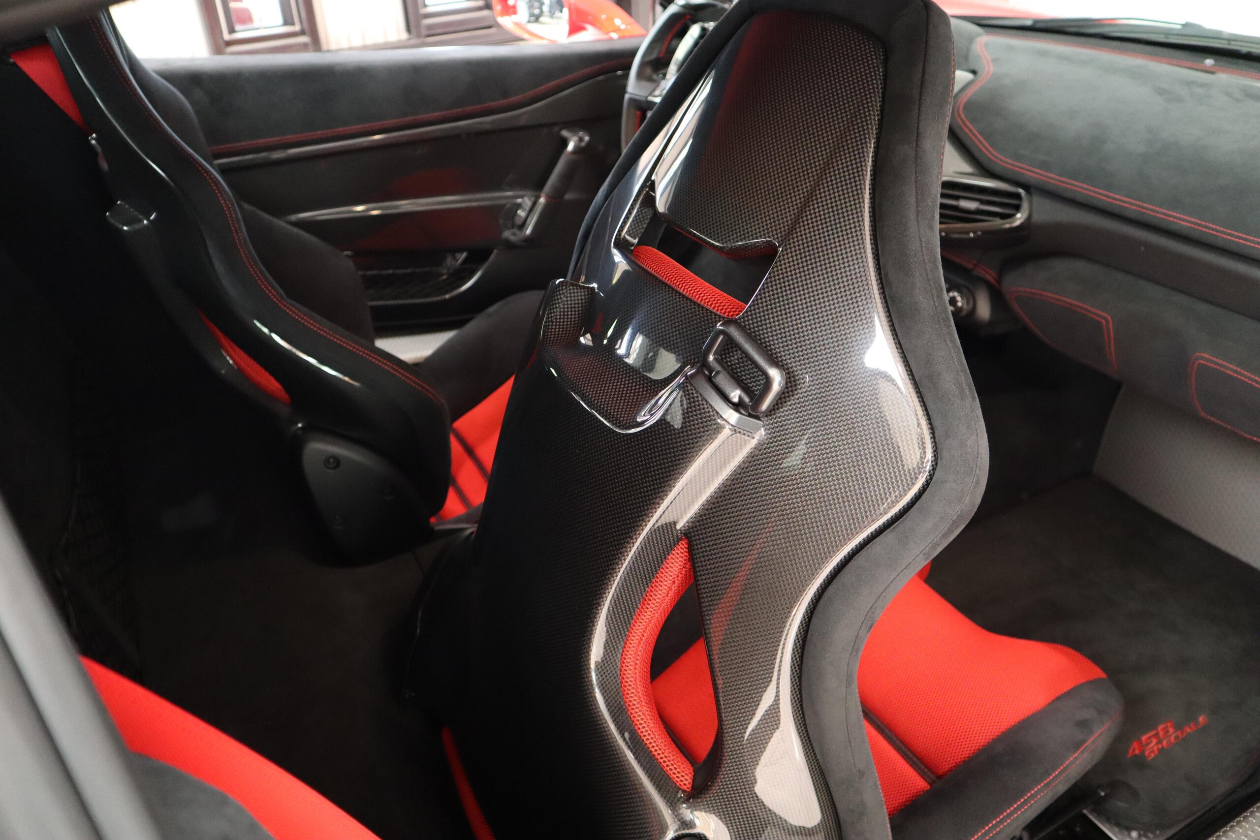 2014 Ferrari 458 Speciale — Photo 14 / 19