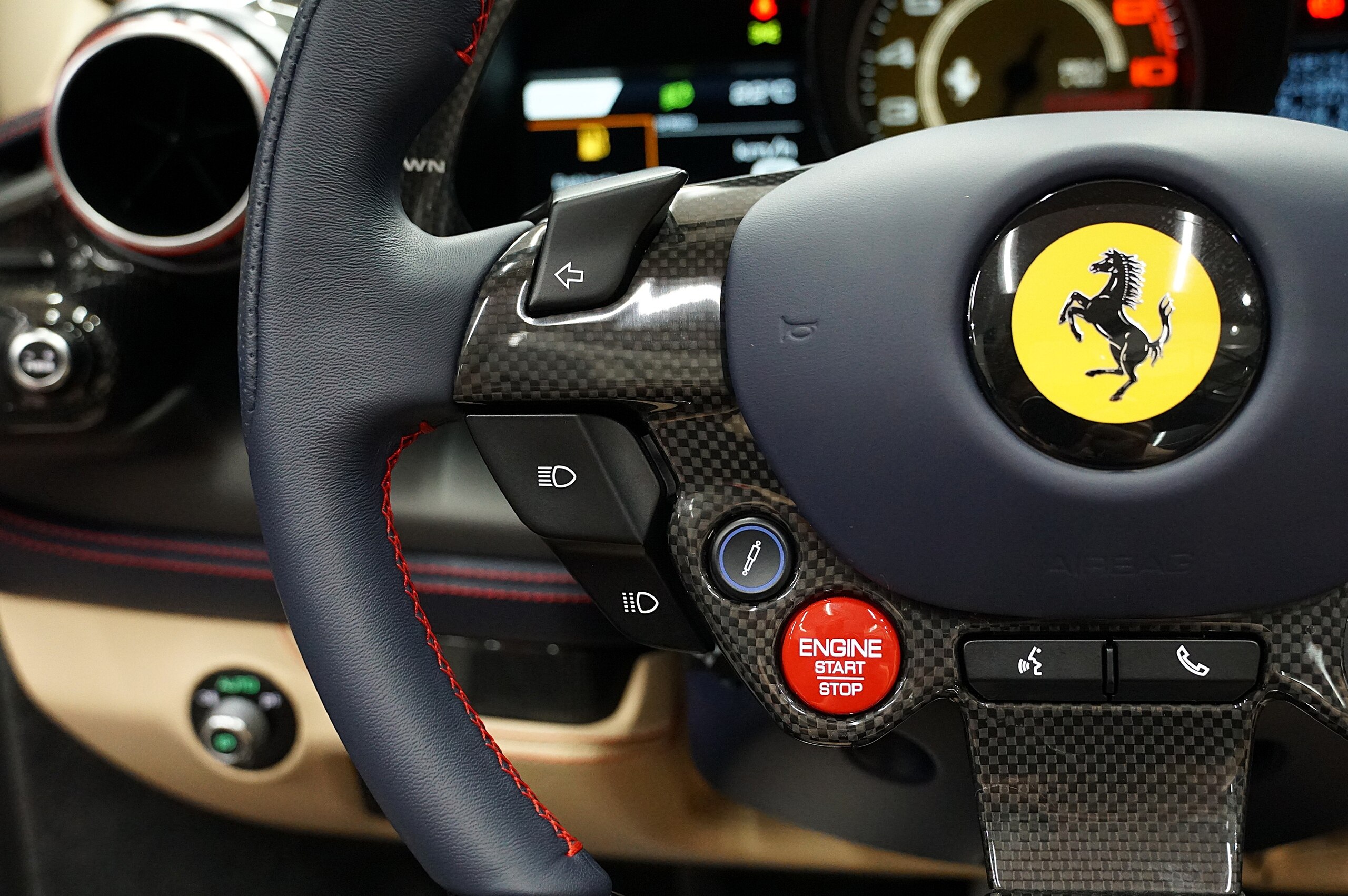 2022 Ferrari F8 Spider — Photo 10 / 52