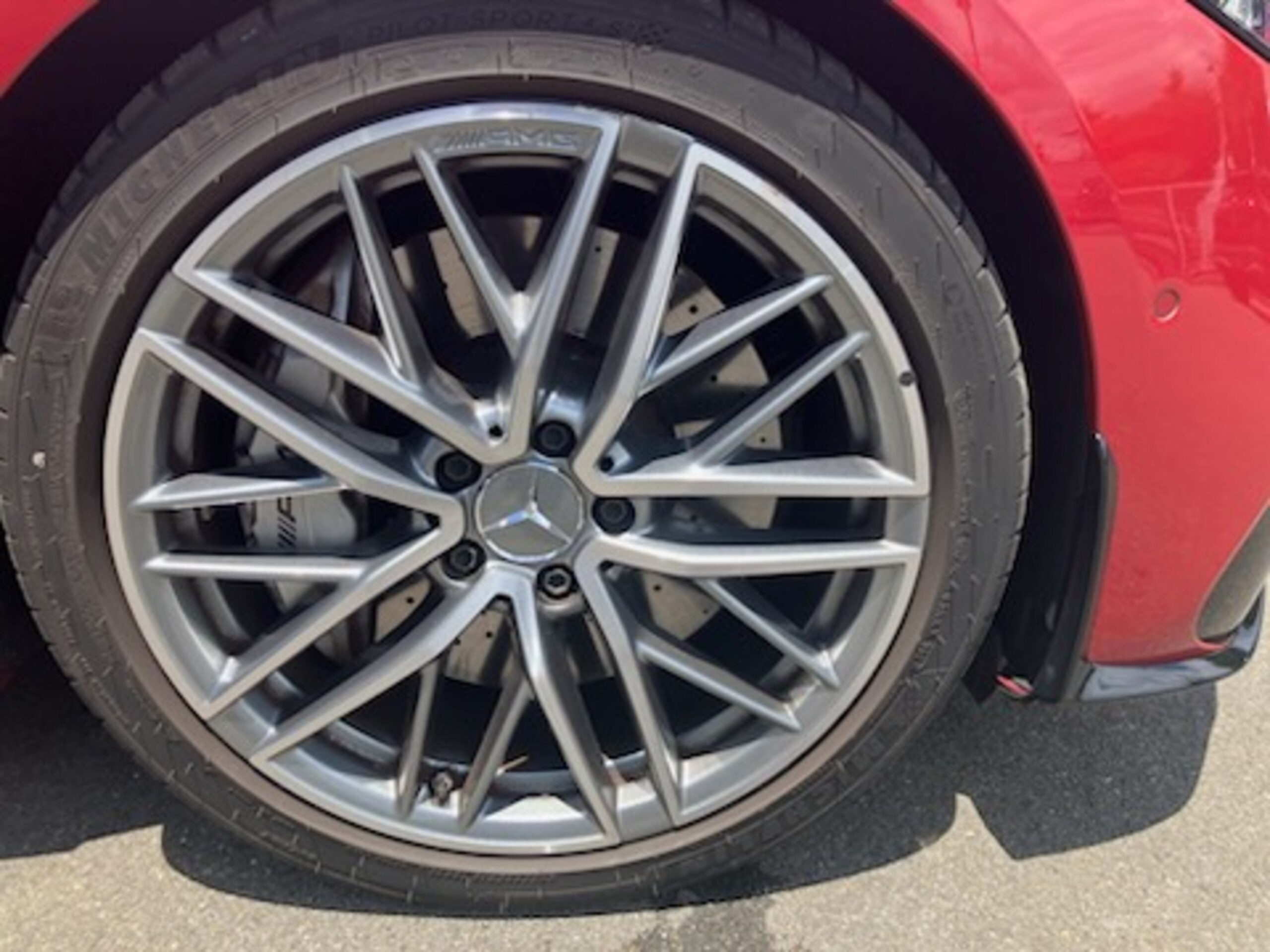 2025 Mercedes Benz C43 AMG — Photo 17 / 19