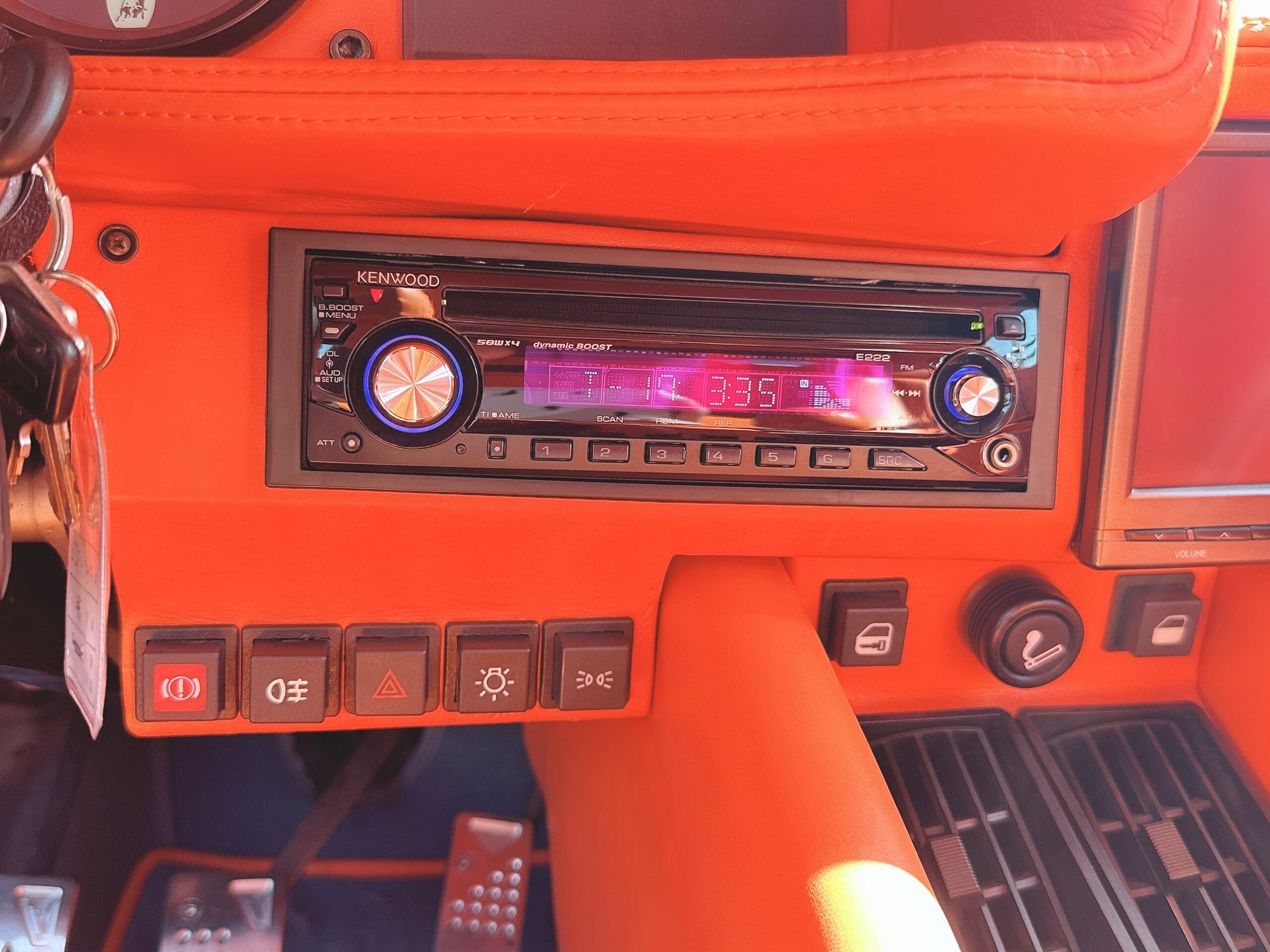1993 Lamborghini Countach Anniversary Edition — Photo 9 / 16