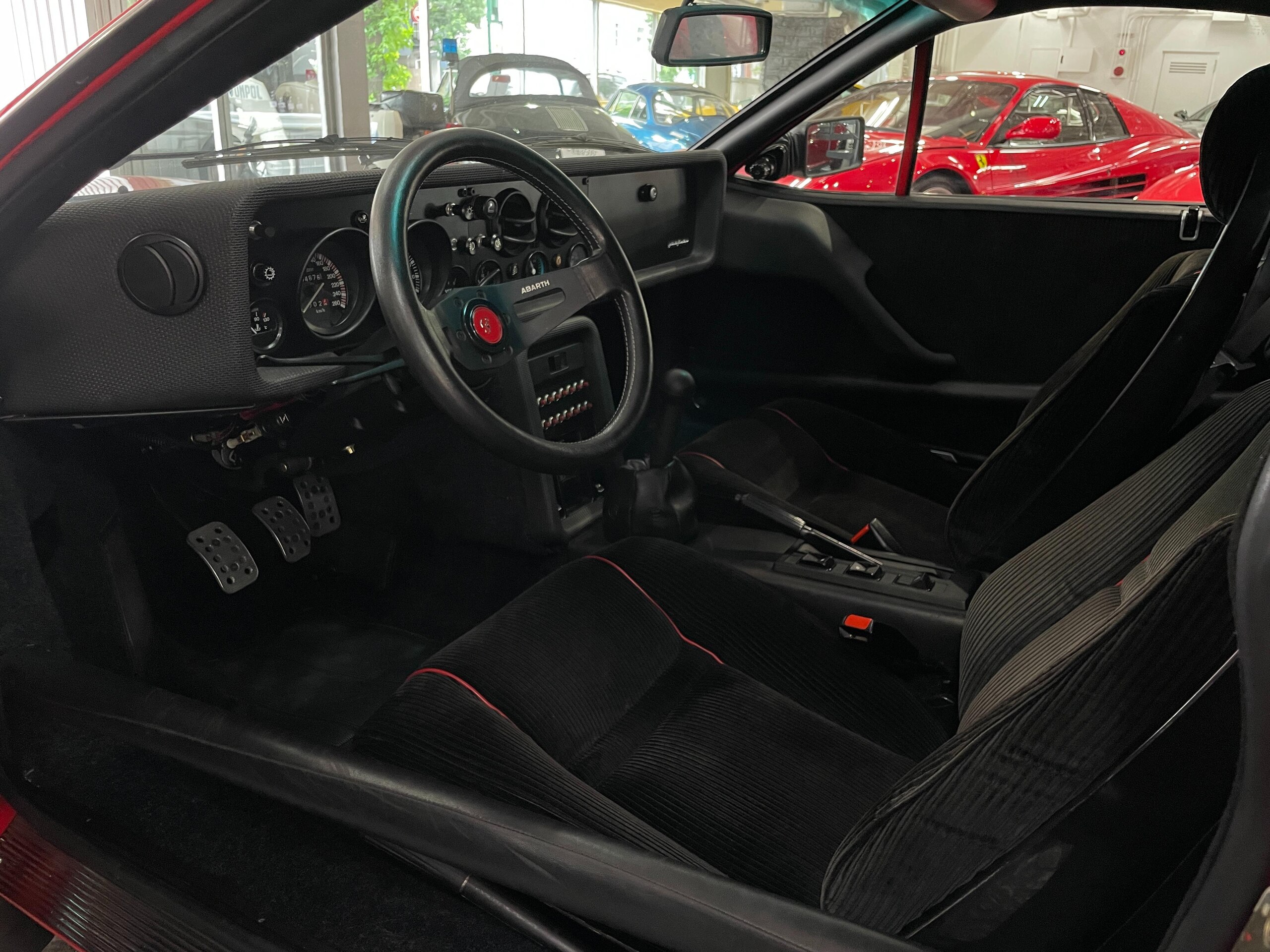 1983 Lancia 037 Rally Stradale — Photo 7 / 15