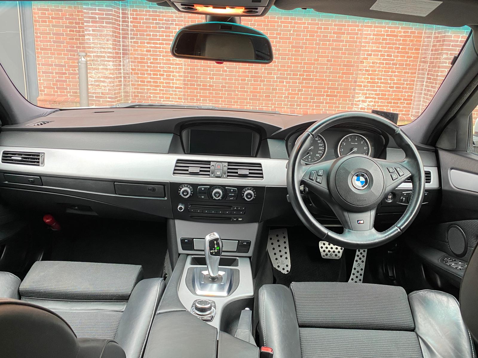 2009 BMW 525i M Sport — Photo 19 / 24