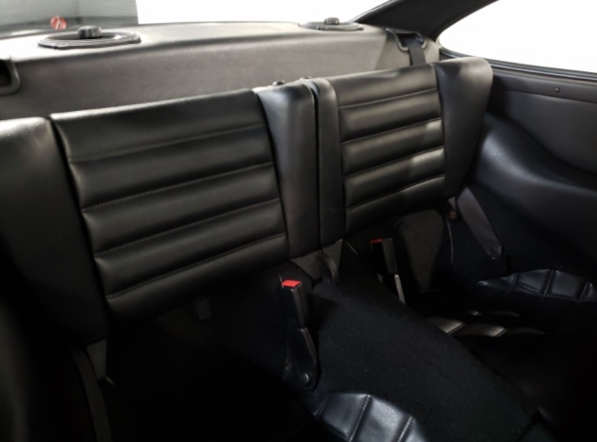 1994 Porsche 911 Carrera 2 — Photo 11 / 12