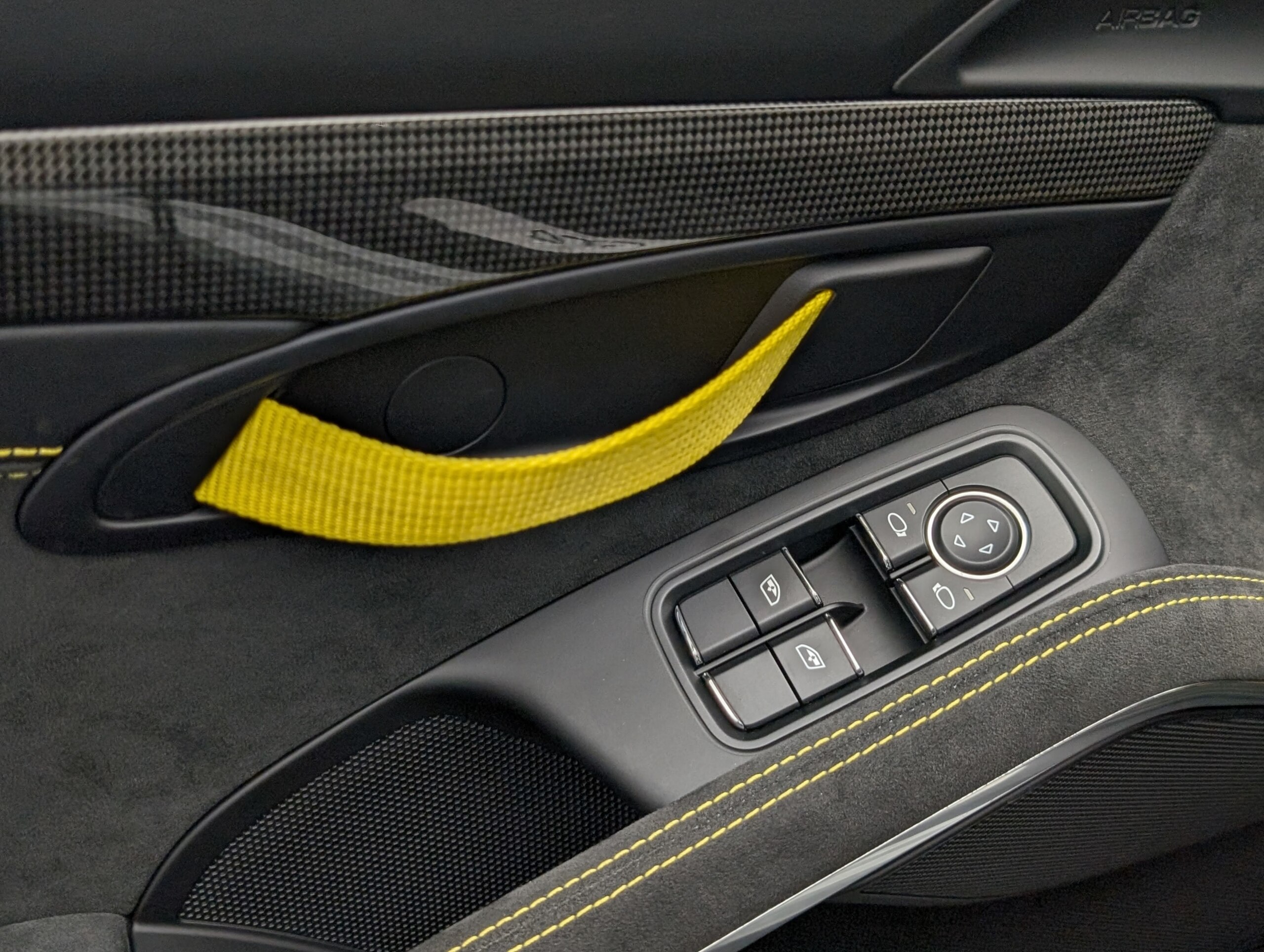 2016 Porsche Cayman GT4 — Photo 30 / 38