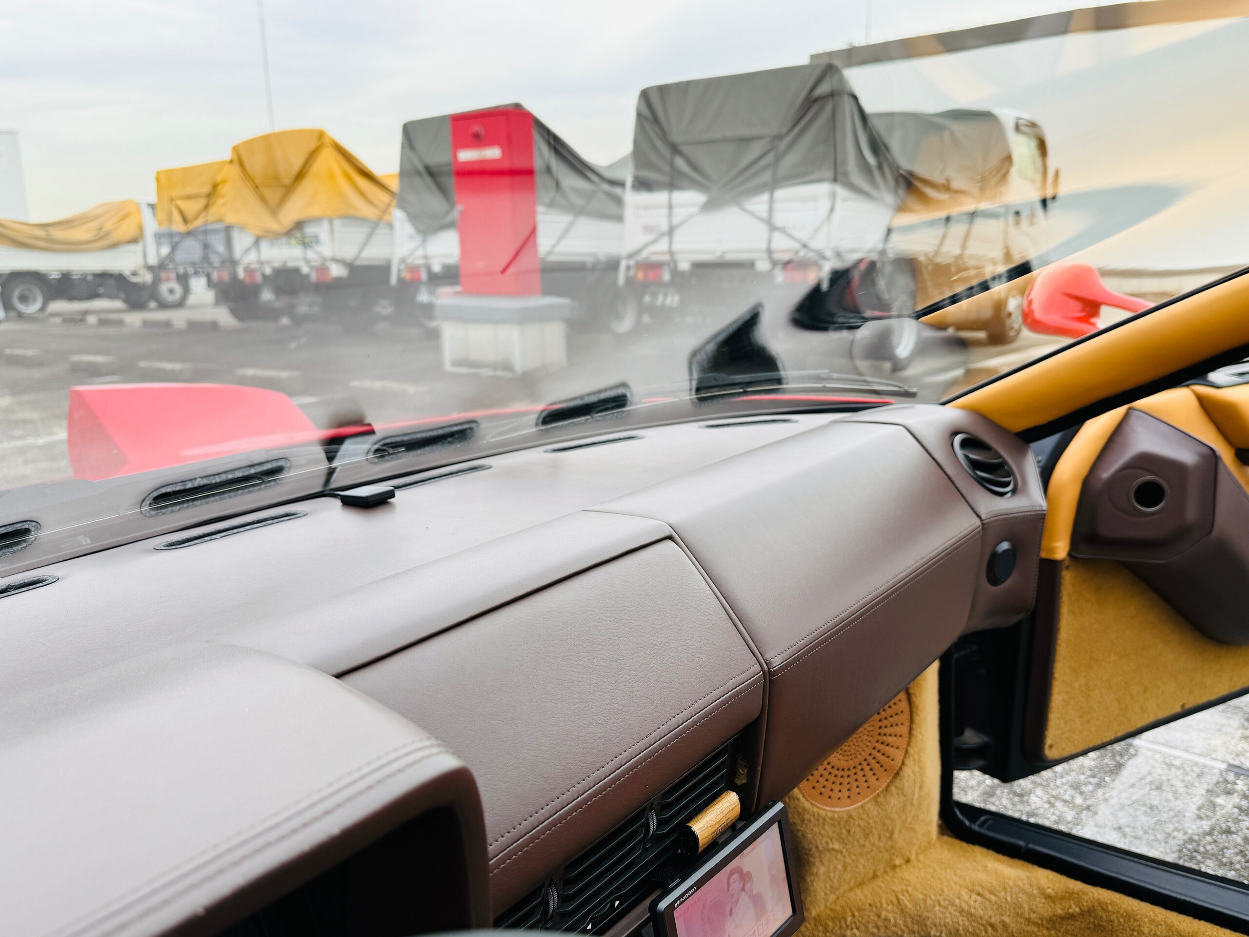 1991 Ferrari Testarossa — Photo 12 / 18