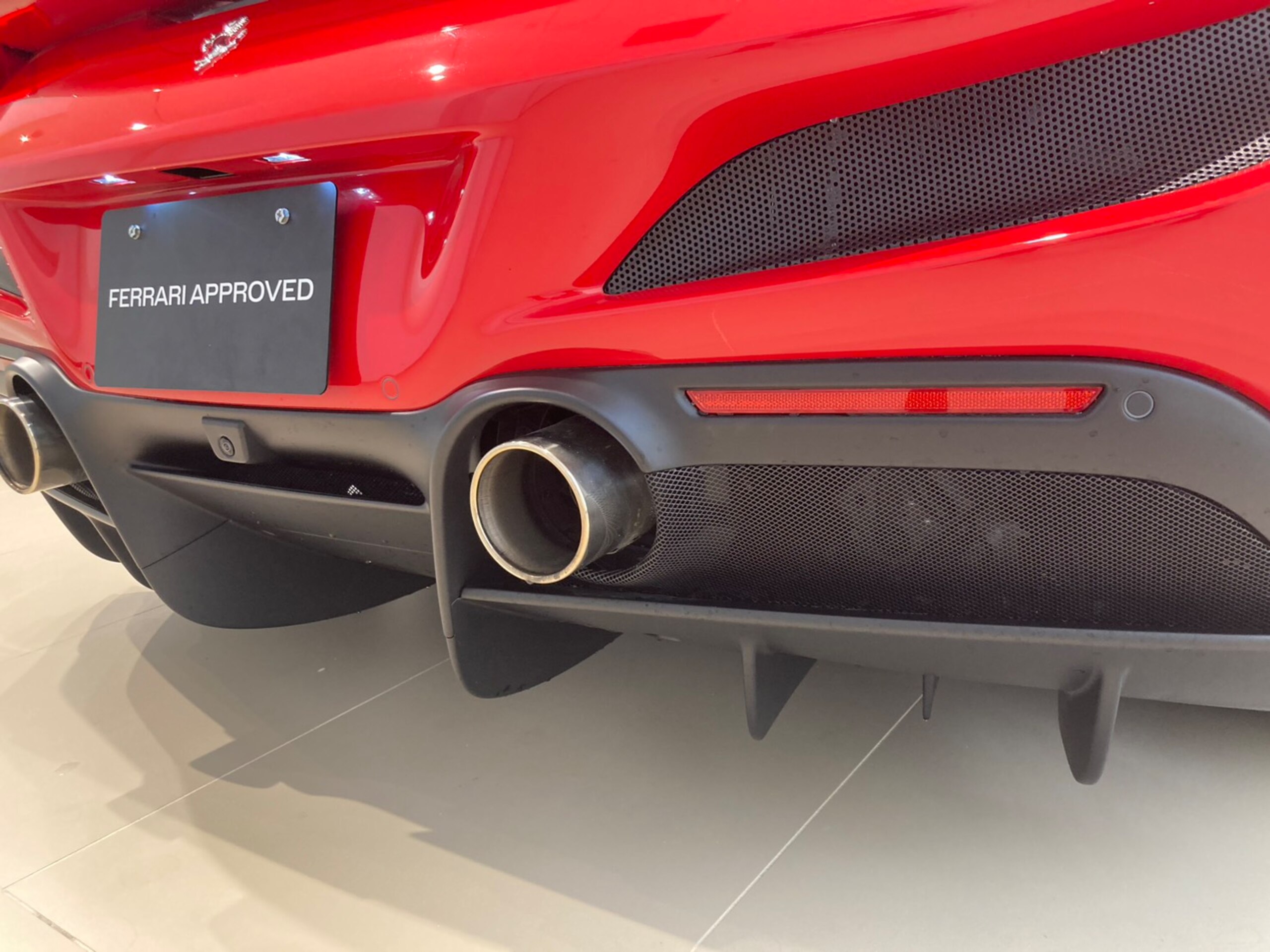 2020 Ferrari F8 Tributo — Photo 13 / 31