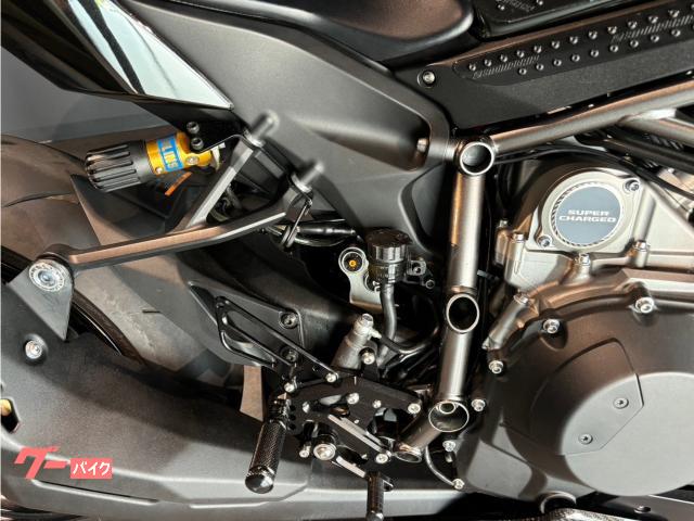 2017 Other Kawasaki Ninja H2 Carbon — Photo 13 / 17